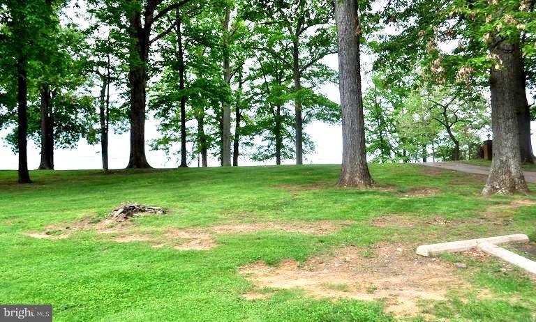 ROCK SPRINGS - Residential Lease