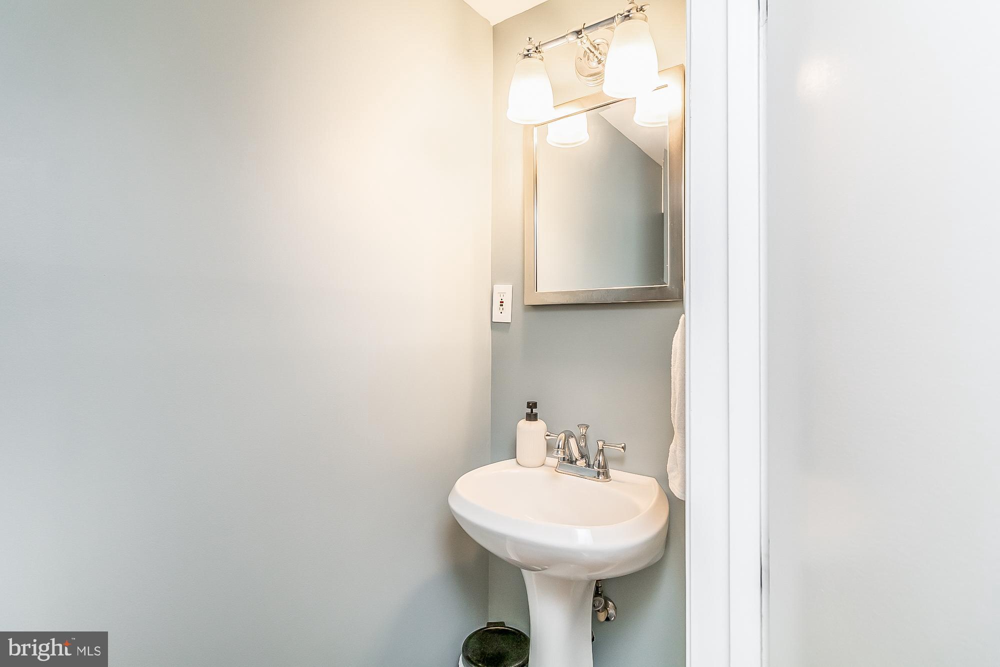 KNETTISHALL - Residential