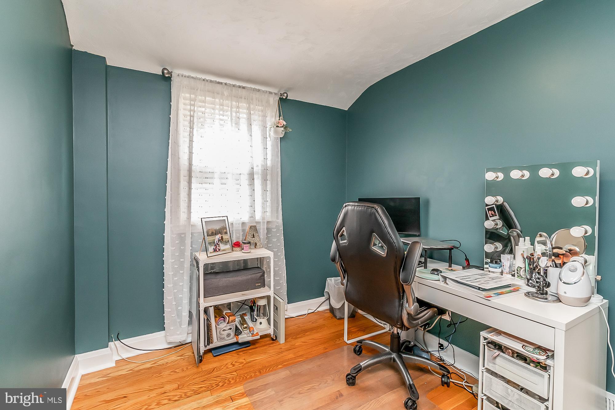 KNETTISHALL - Residential