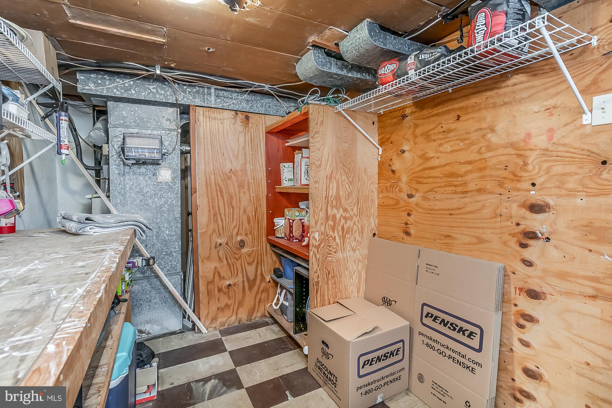 KNETTISHALL - Residential