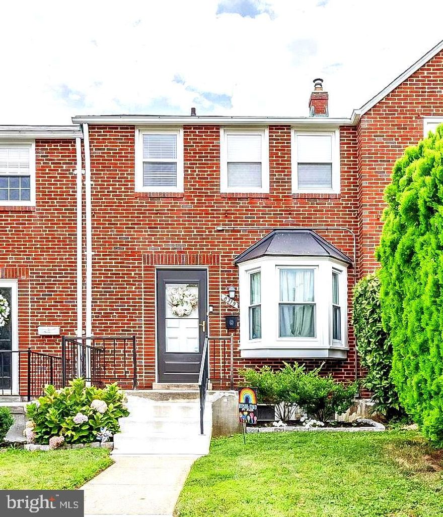 *** ABSOLUTELY GORGEOUS! *** MOVE RIGHT INTO THIS EXCEPTIONAL PORCH FRONT BRICK TOWNHOME IN KNETTISHALL. LARGE LIVING ROOM W/BAY WINDOW. FORMAL DINING ROOM W/DECOR MOLDINGS. RENOV KITCHEN W/GRANITE COUNTERS, STAINLESS APPLS, NEW LUXURY VINYL FLOORING & BREAKFAST BAR. UPDATED BATH W/RECENT SINK &LIGHTING. SPACIOUS LOWER LVL W/CLUBRM, POWDER RM, LAUNDRY ROOM, WORKSHOP &OUTSIDE ENTRANCE. REFINISHED HARDWOOD FLOORING. FRESHLY PAINTED. REPL WNDWS. FENCED REAR YARD W/SHED, PATIO &FIRE PIT. NEW FRONT EXTERIOR STEPS. ** YOU WILL LOVE THIS HOME! **