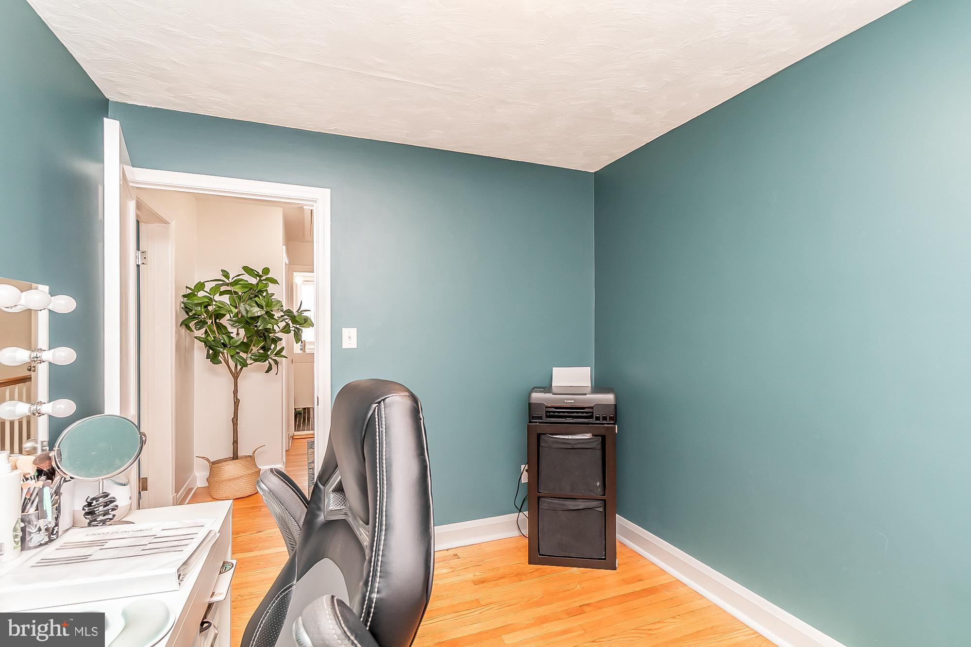 KNETTISHALL - Residential