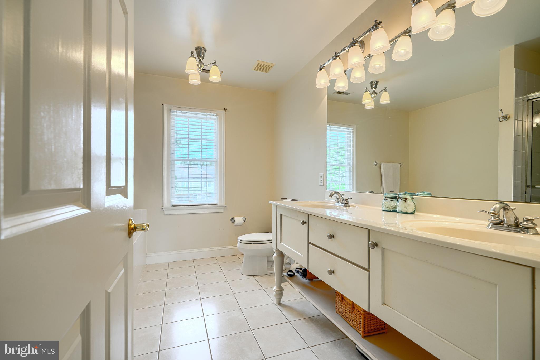 VILLAGE OF SILVER HALL - Residential