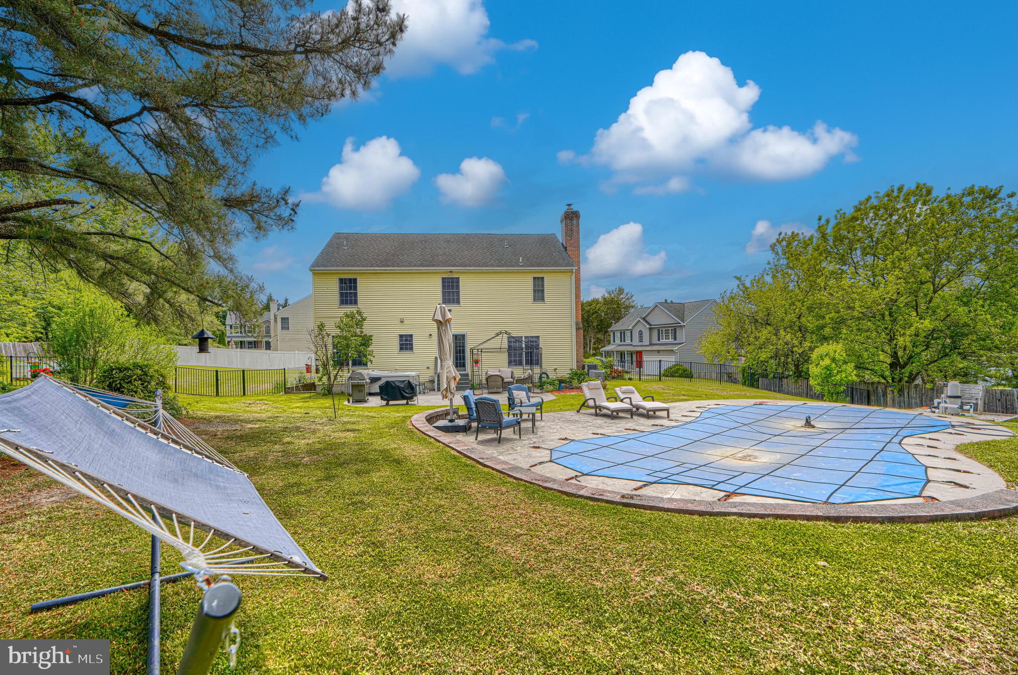 VILLAGE OF SILVER HALL - Residential