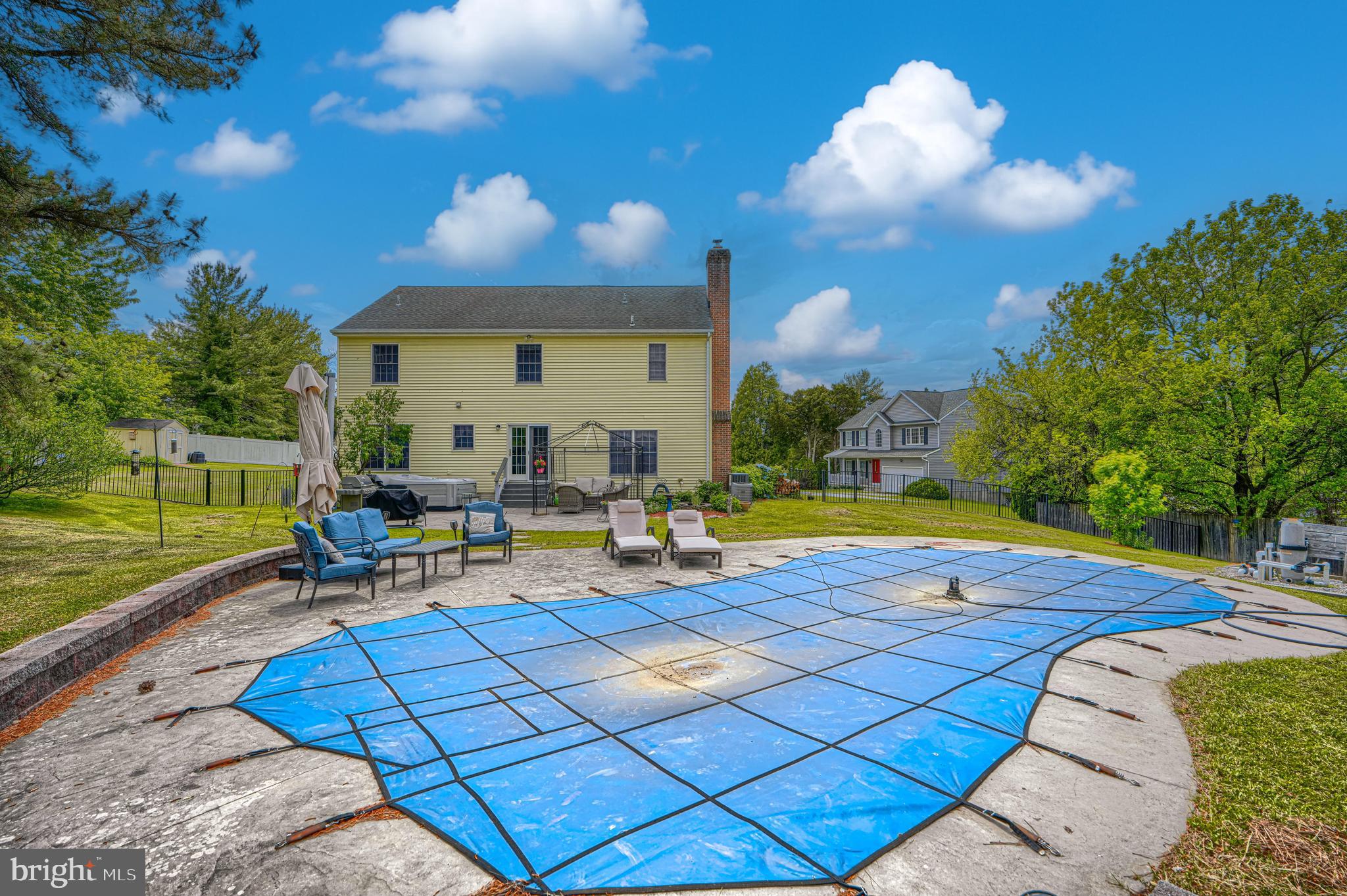 VILLAGE OF SILVER HALL - Residential