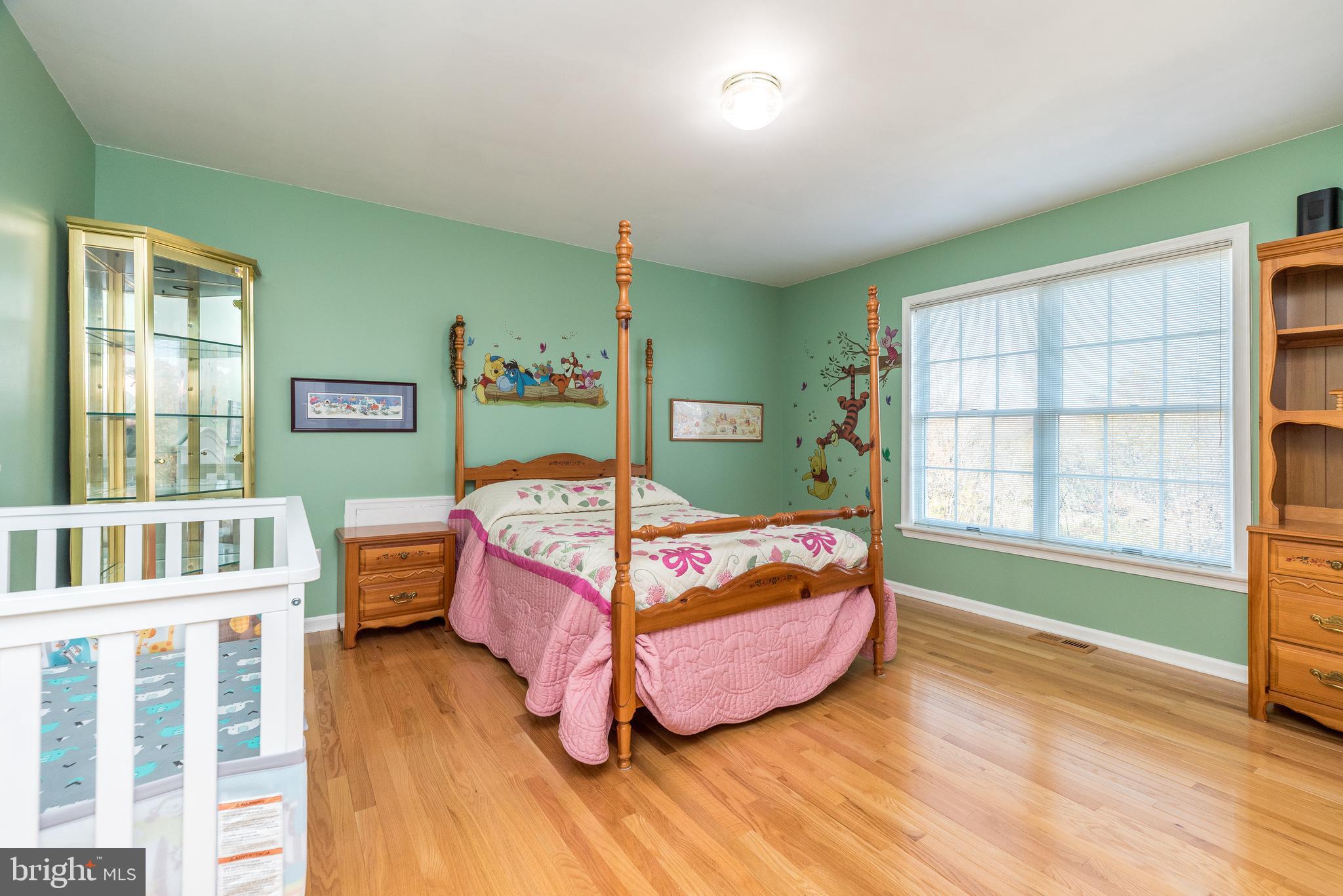 WINDING BROOK ESTS - Residential