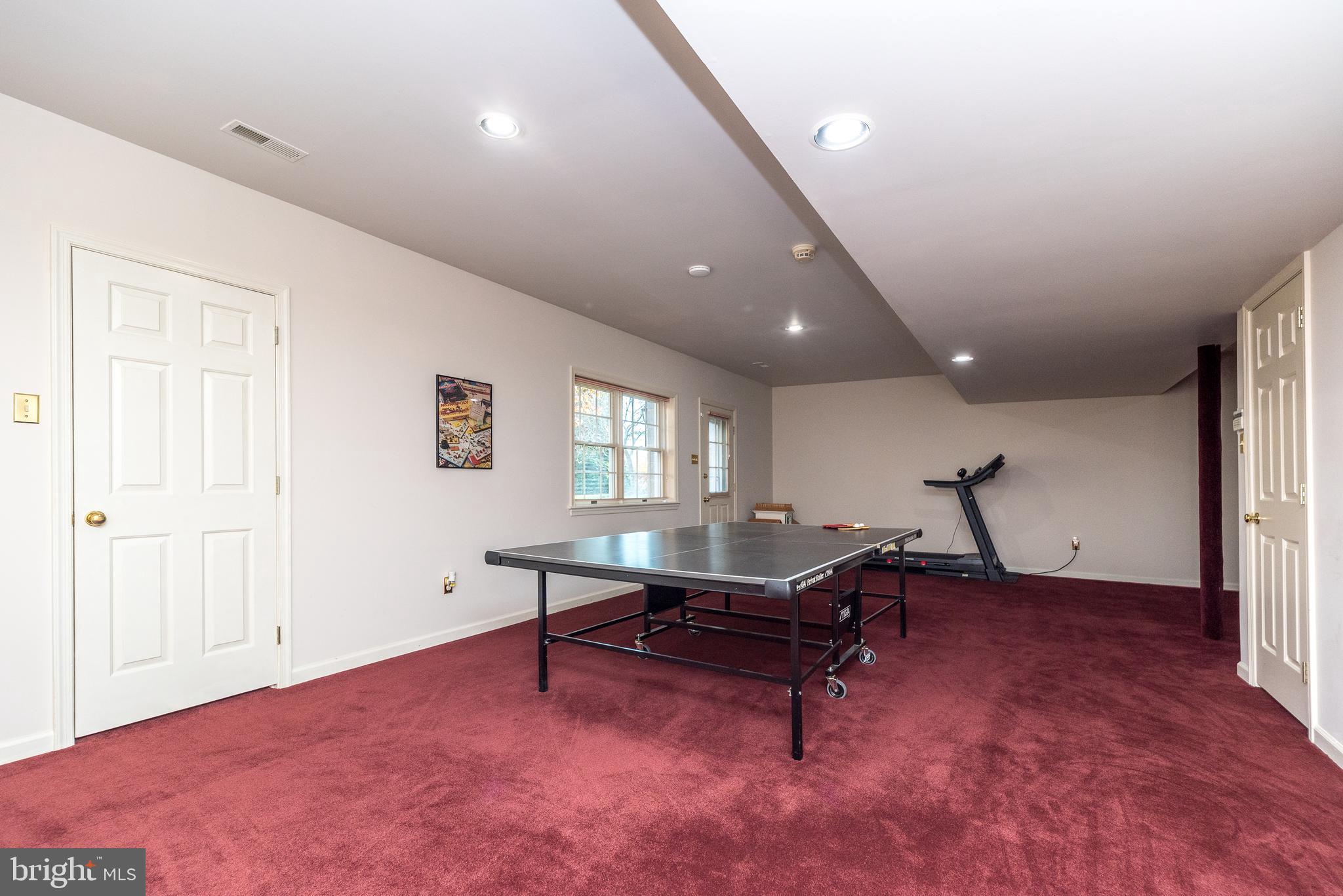 WINDING BROOK ESTS - Residential