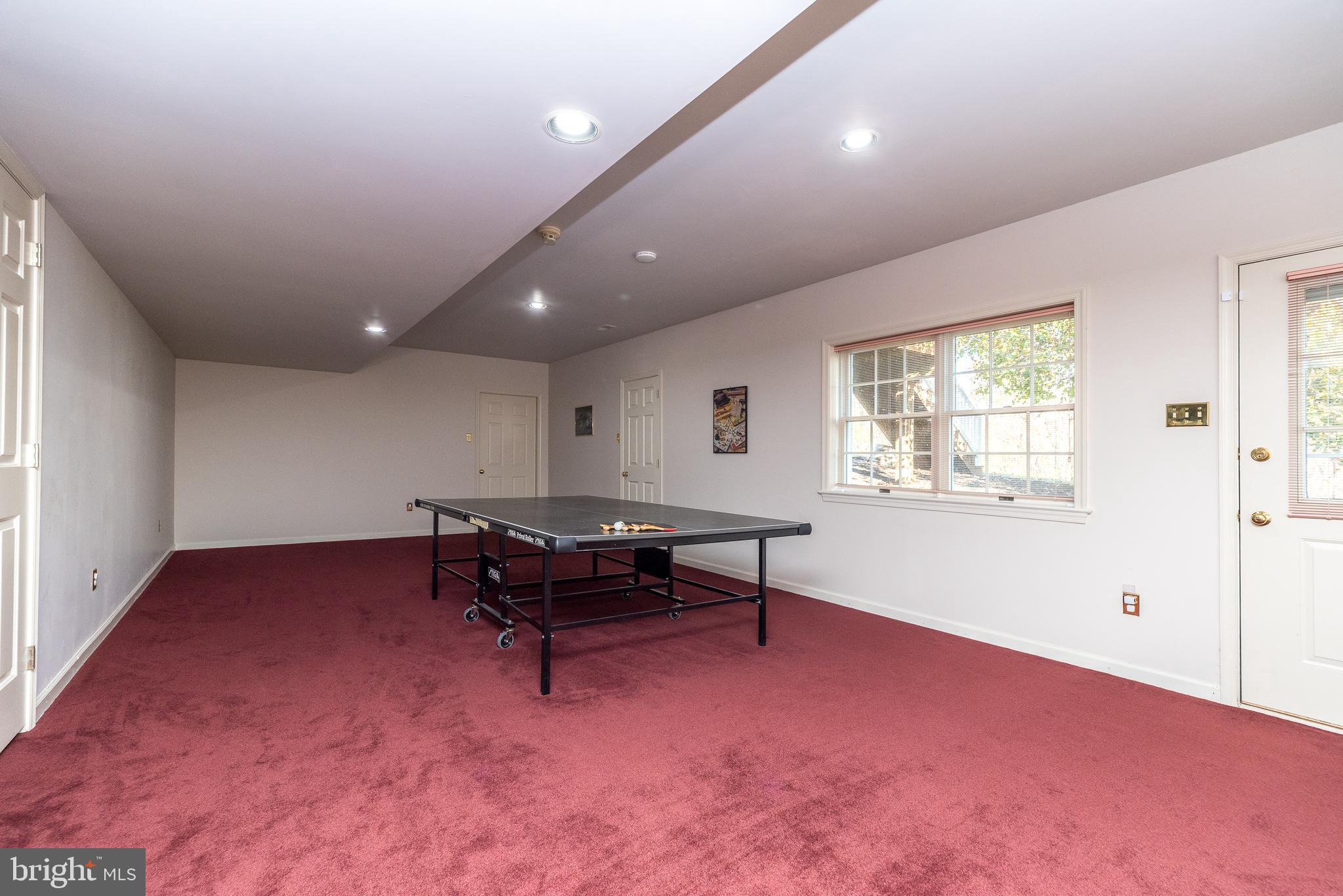 WINDING BROOK ESTS - Residential