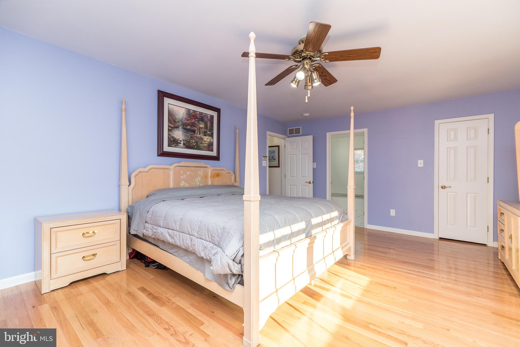 WINDING BROOK ESTS - Residential