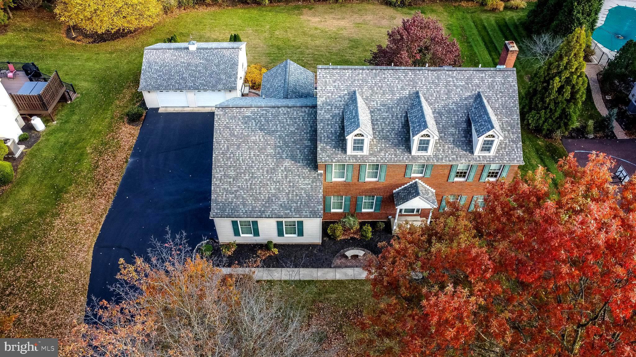 WINDING BROOK ESTS - Residential