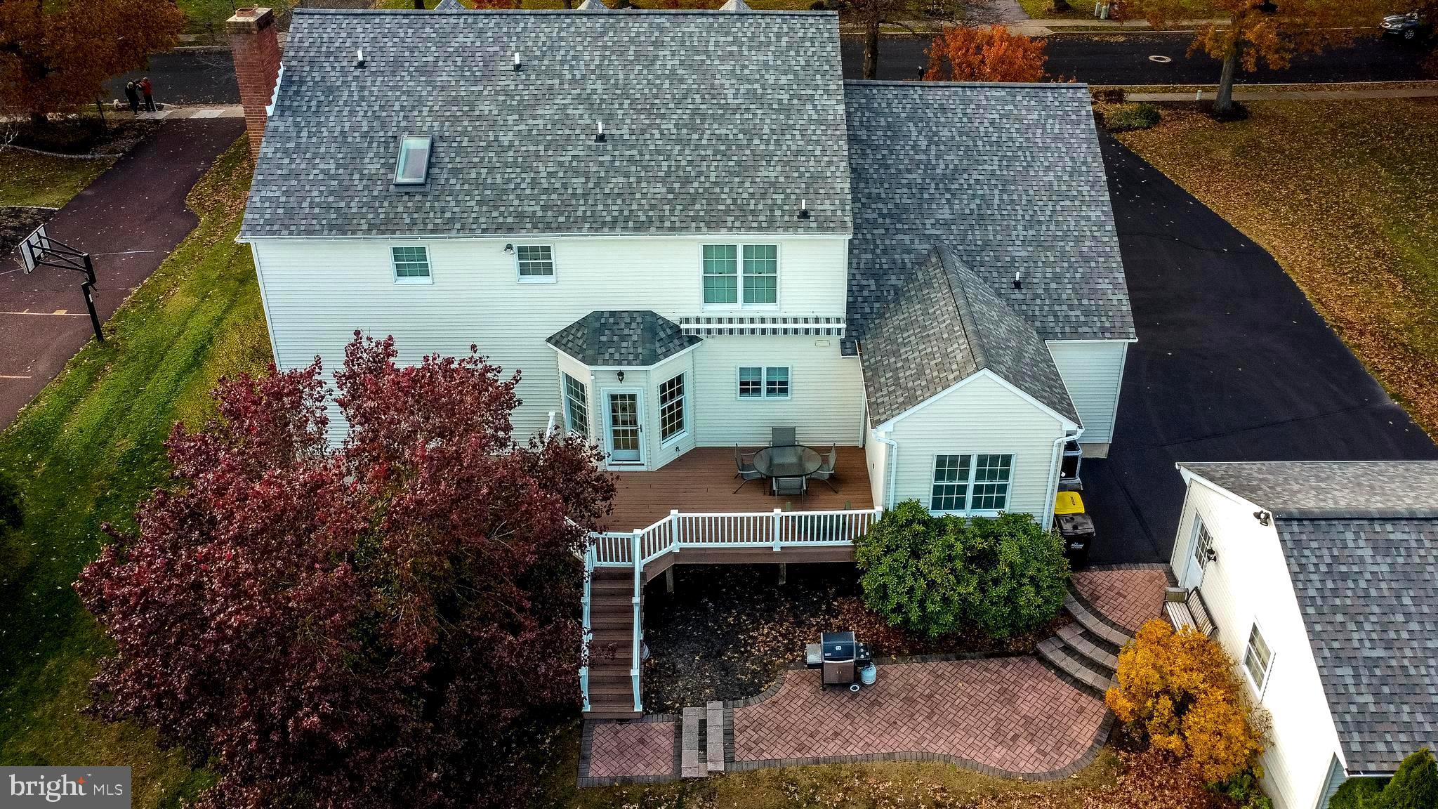 WINDING BROOK ESTS - Residential