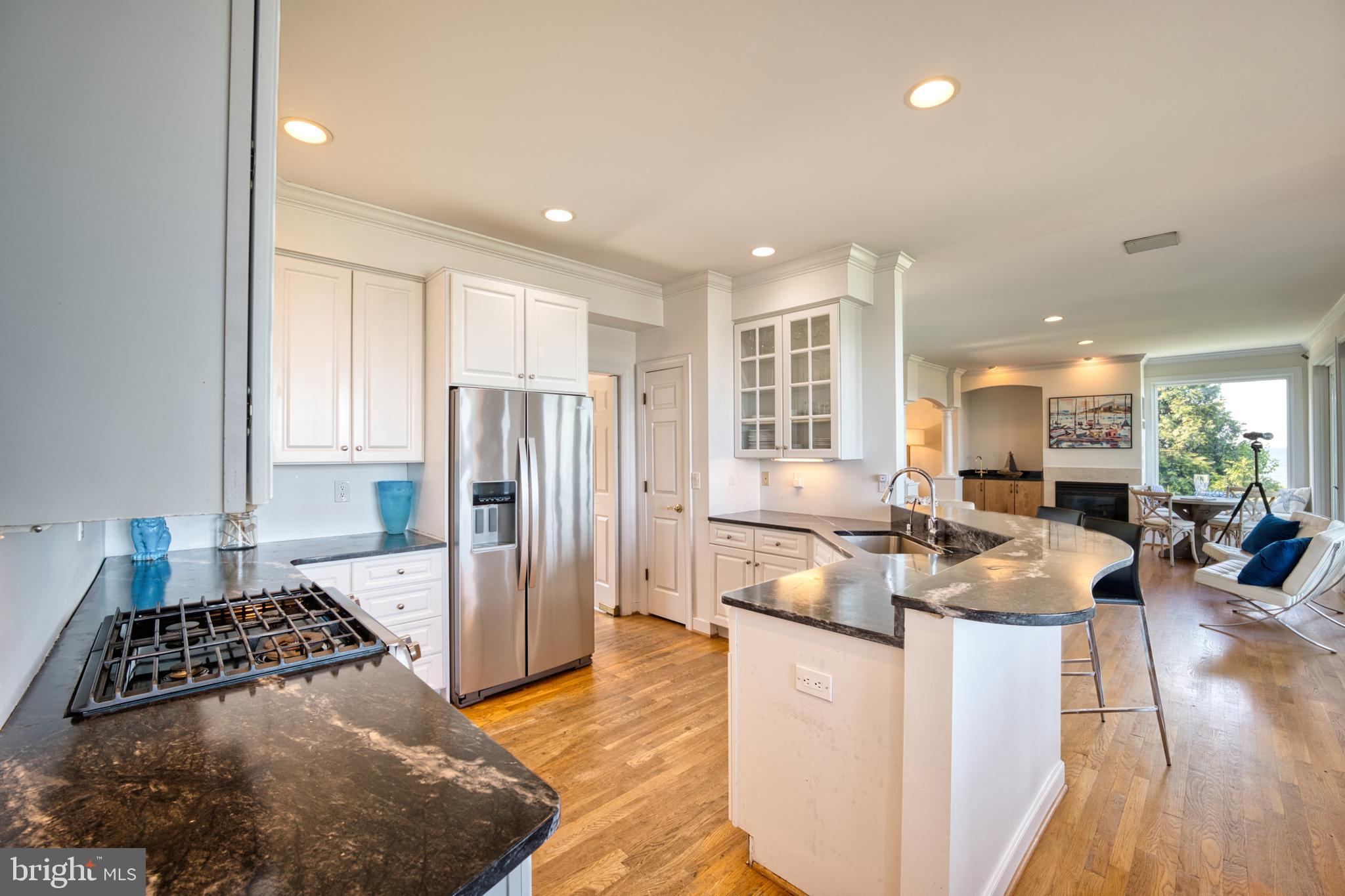 BLOODY POINT FARM - Residential