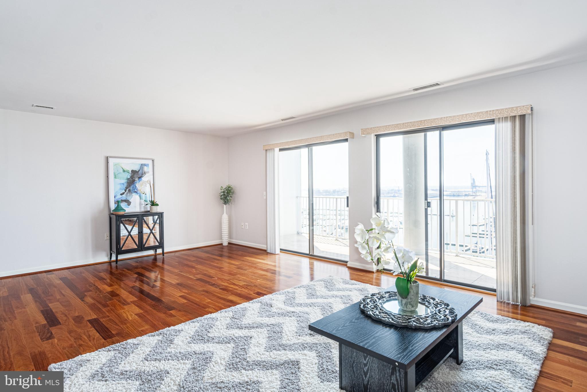 LIGHTHOUSE LANDING - Residential