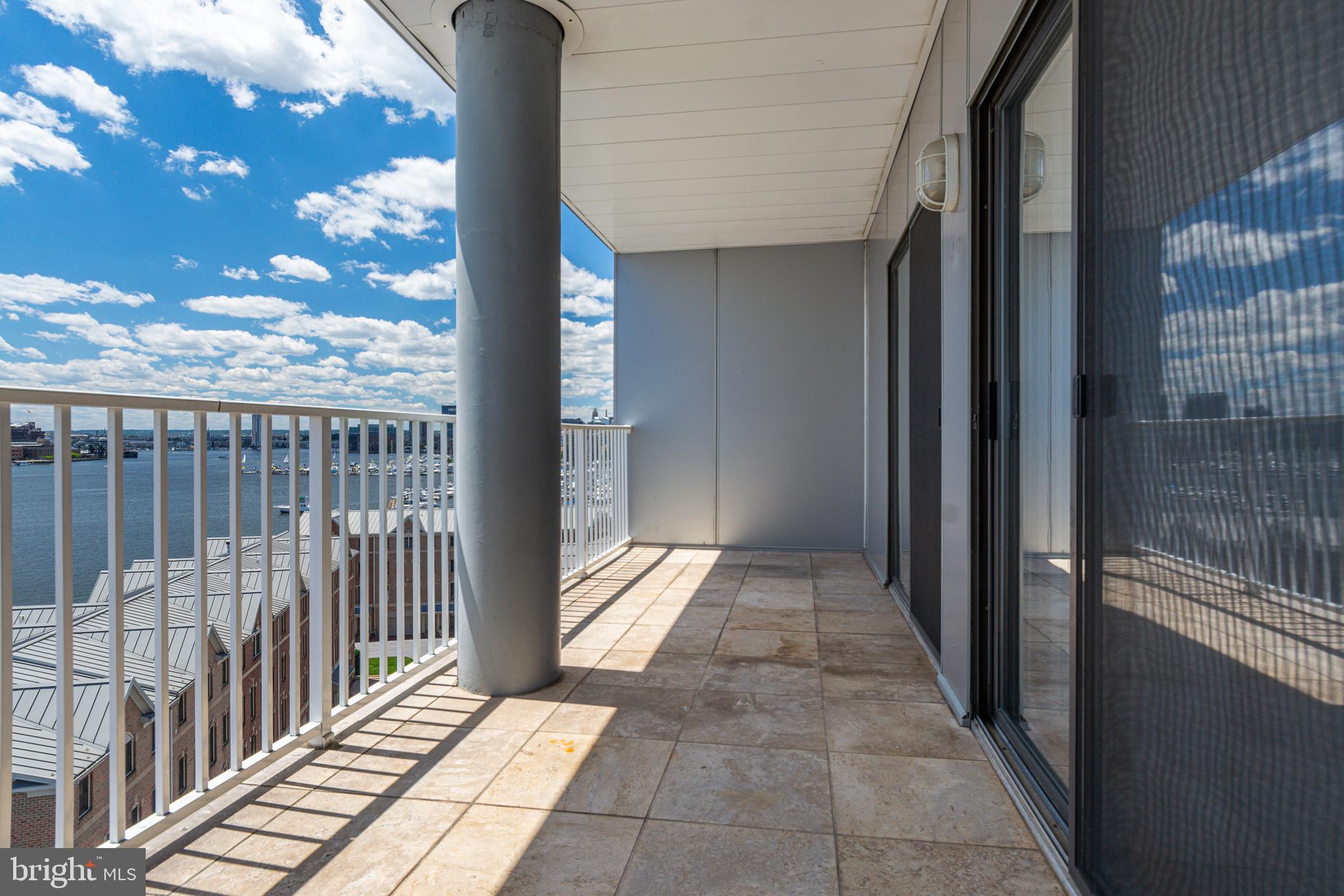 LIGHTHOUSE LANDING - Residential