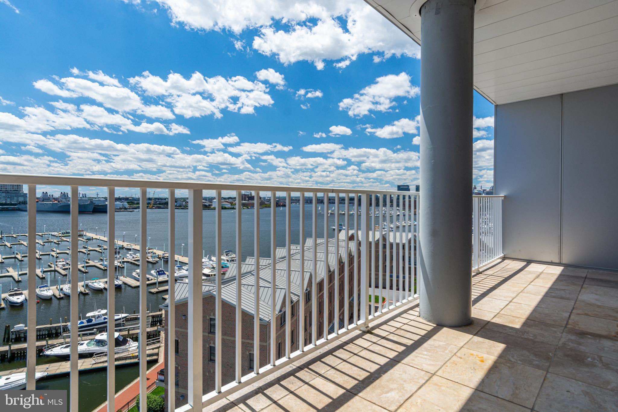 LIGHTHOUSE LANDING - Residential