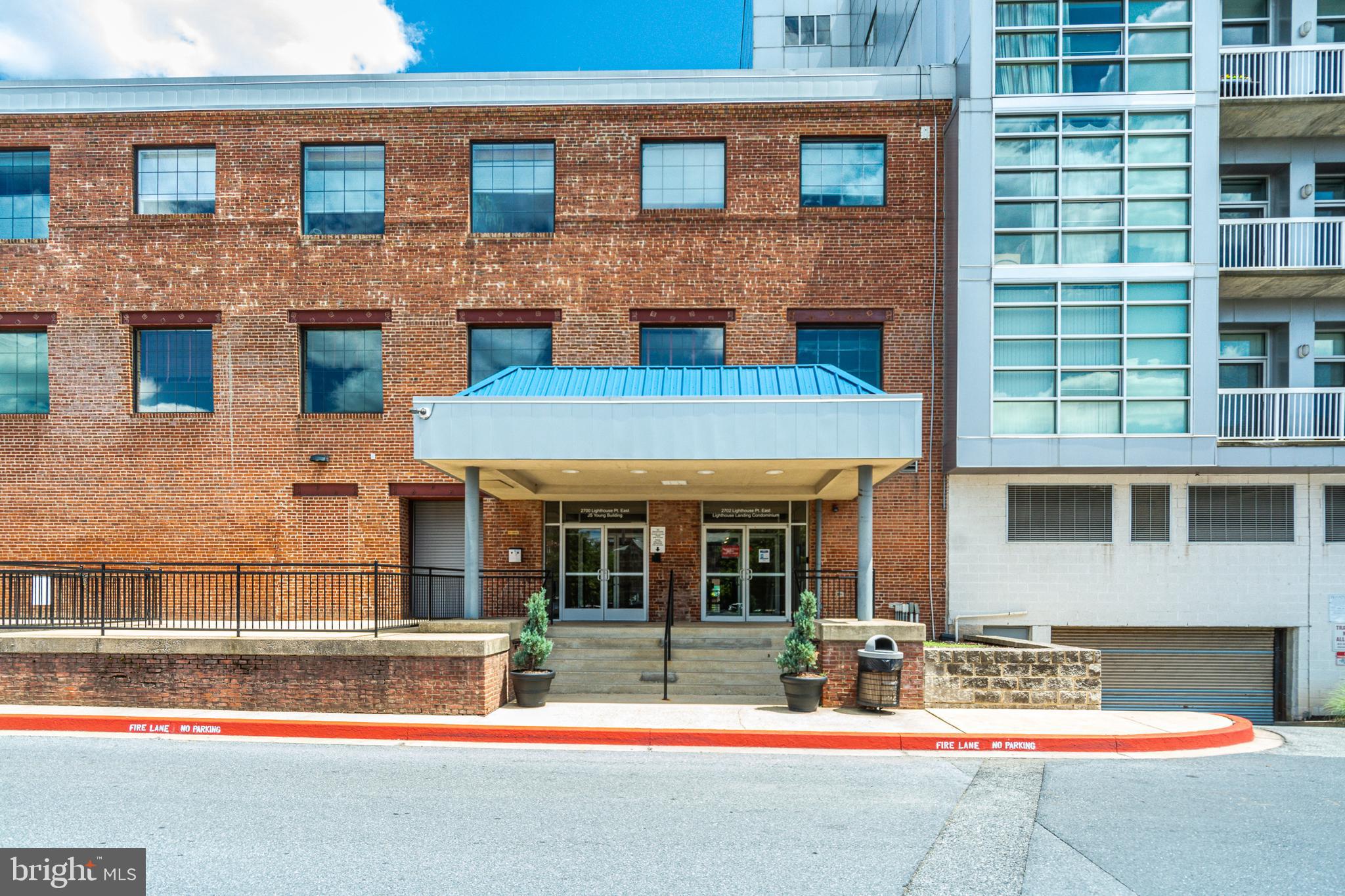 LIGHTHOUSE LANDING - Residential