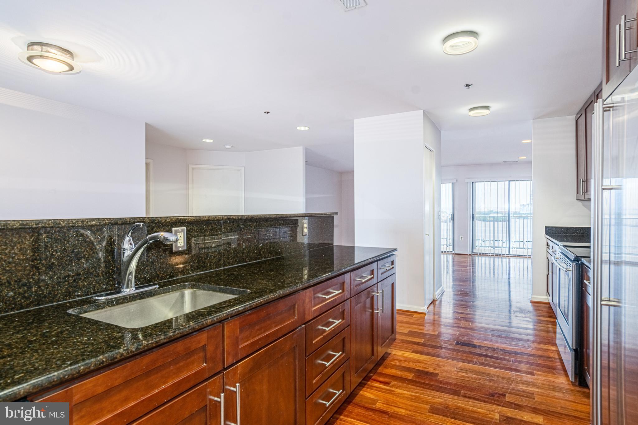 LIGHTHOUSE LANDING - Residential