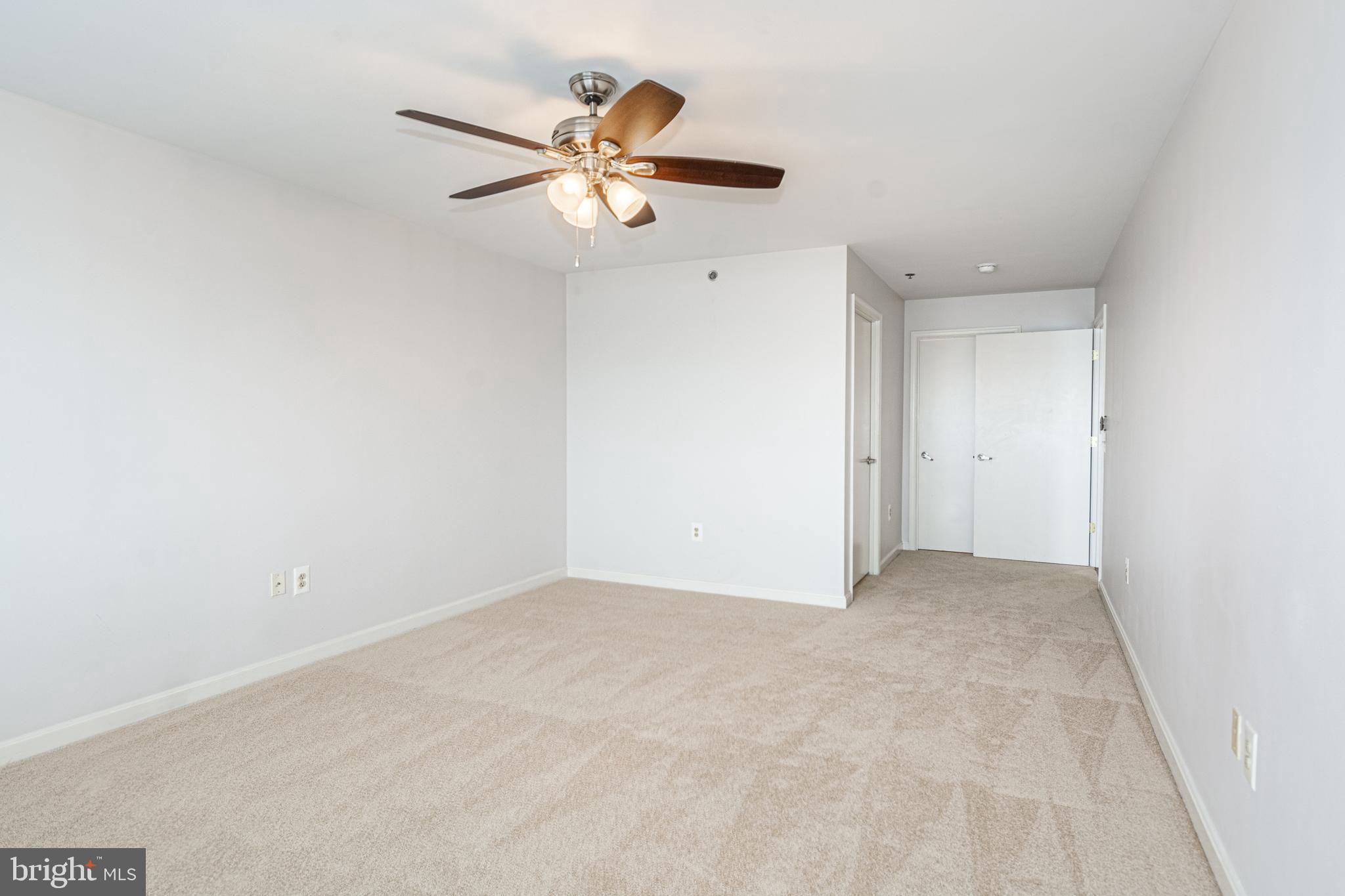 LIGHTHOUSE LANDING - Residential