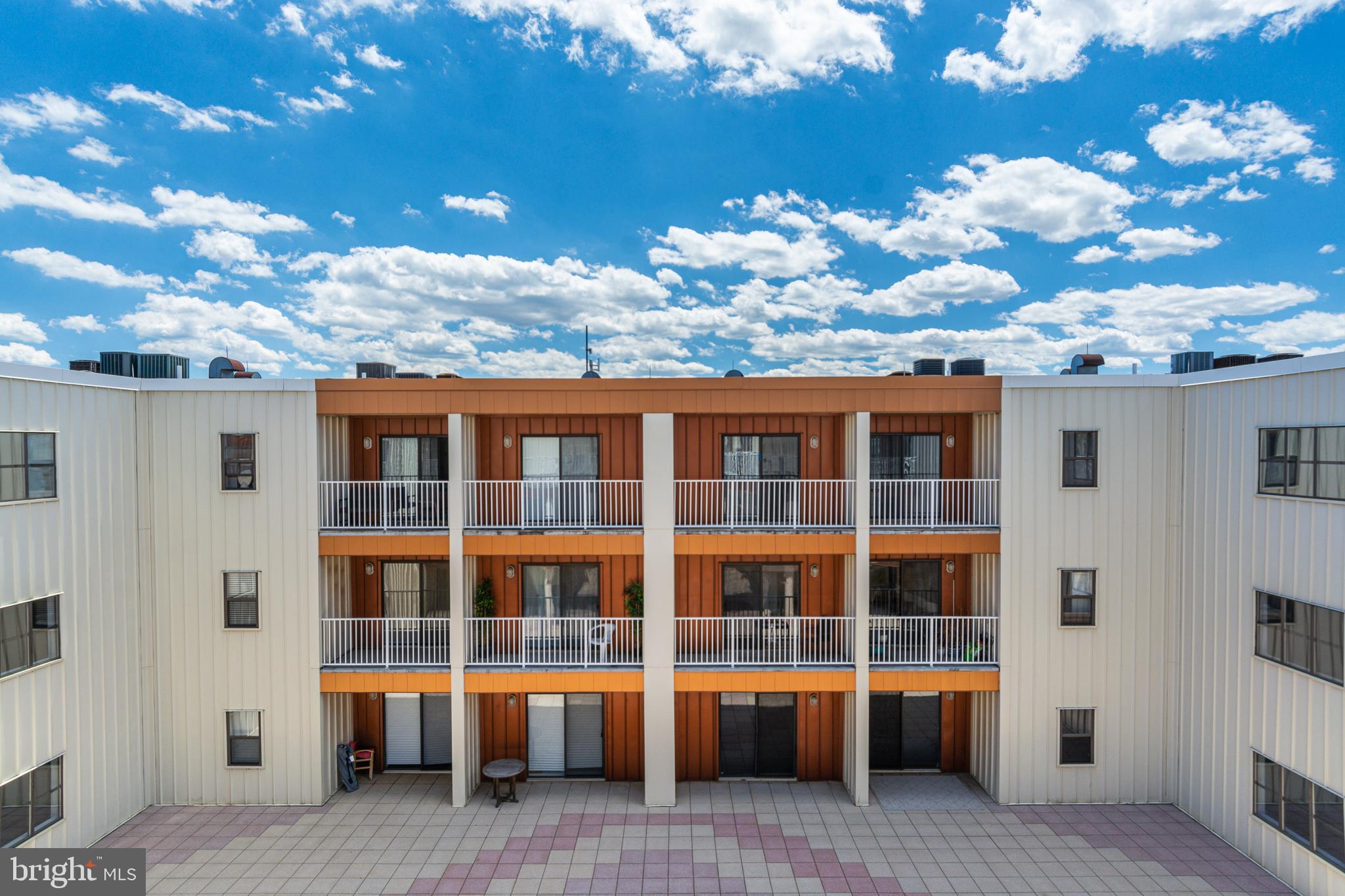 LIGHTHOUSE LANDING - Residential