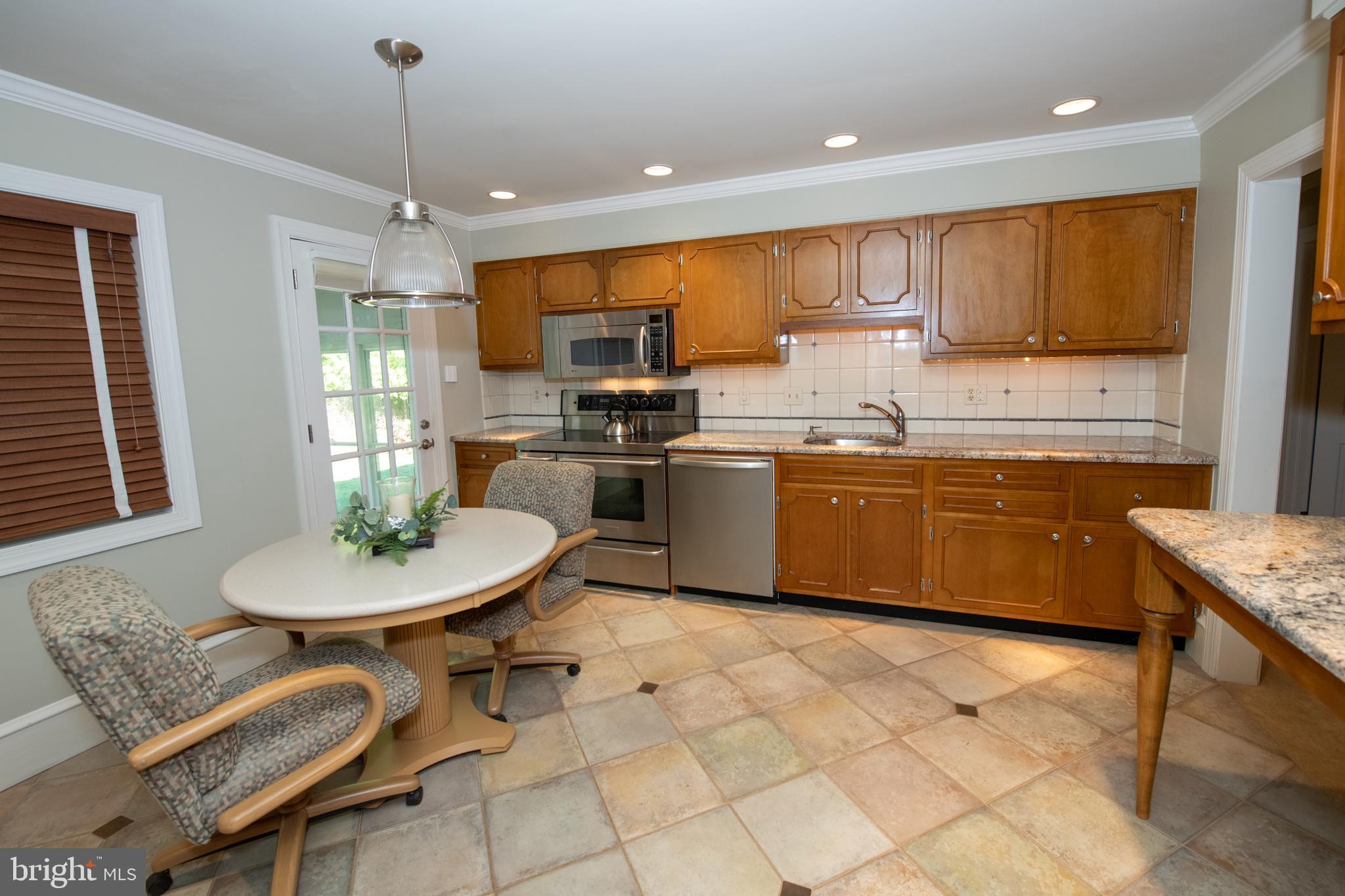 MEADOWBROOK - Residential