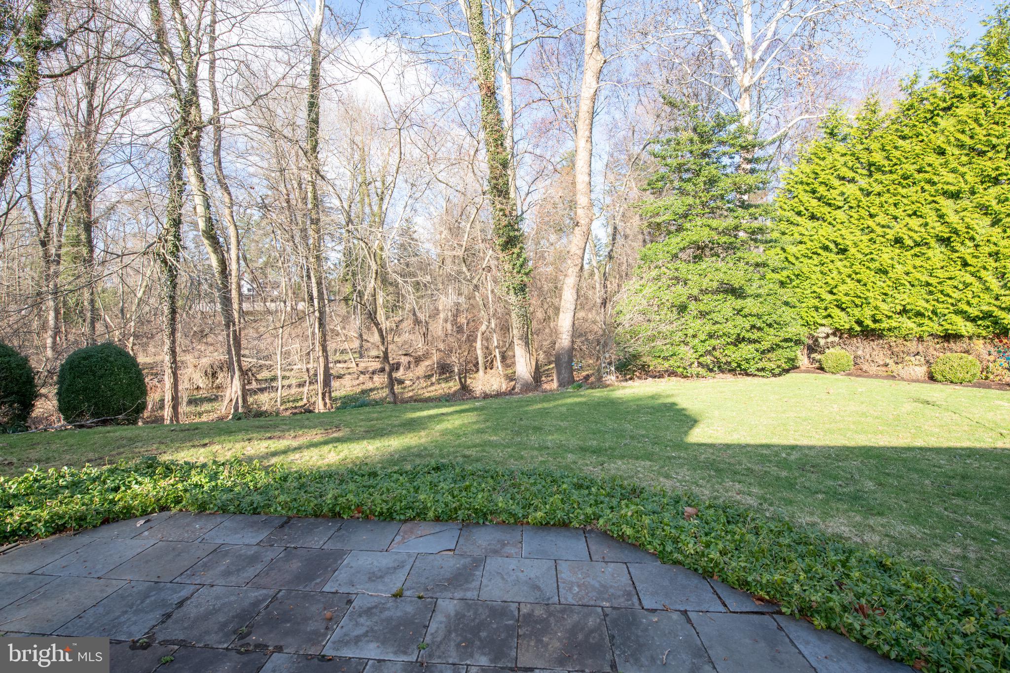 MEADOWBROOK - Residential