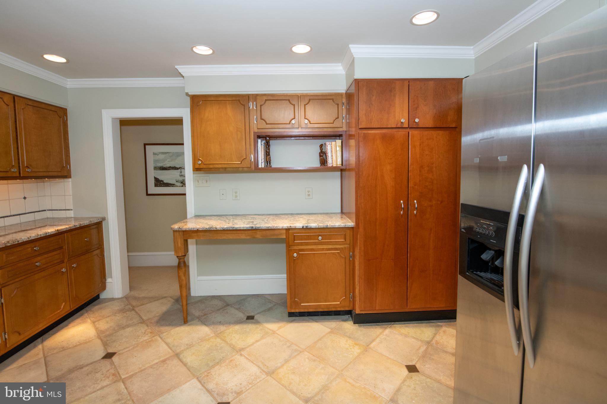 MEADOWBROOK - Residential