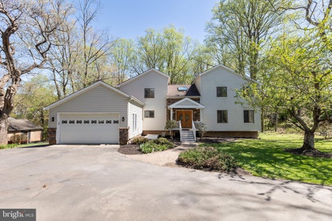 Homes For Sale - 513 Springvale Road<br/> GREAT FALLS, VA 22066