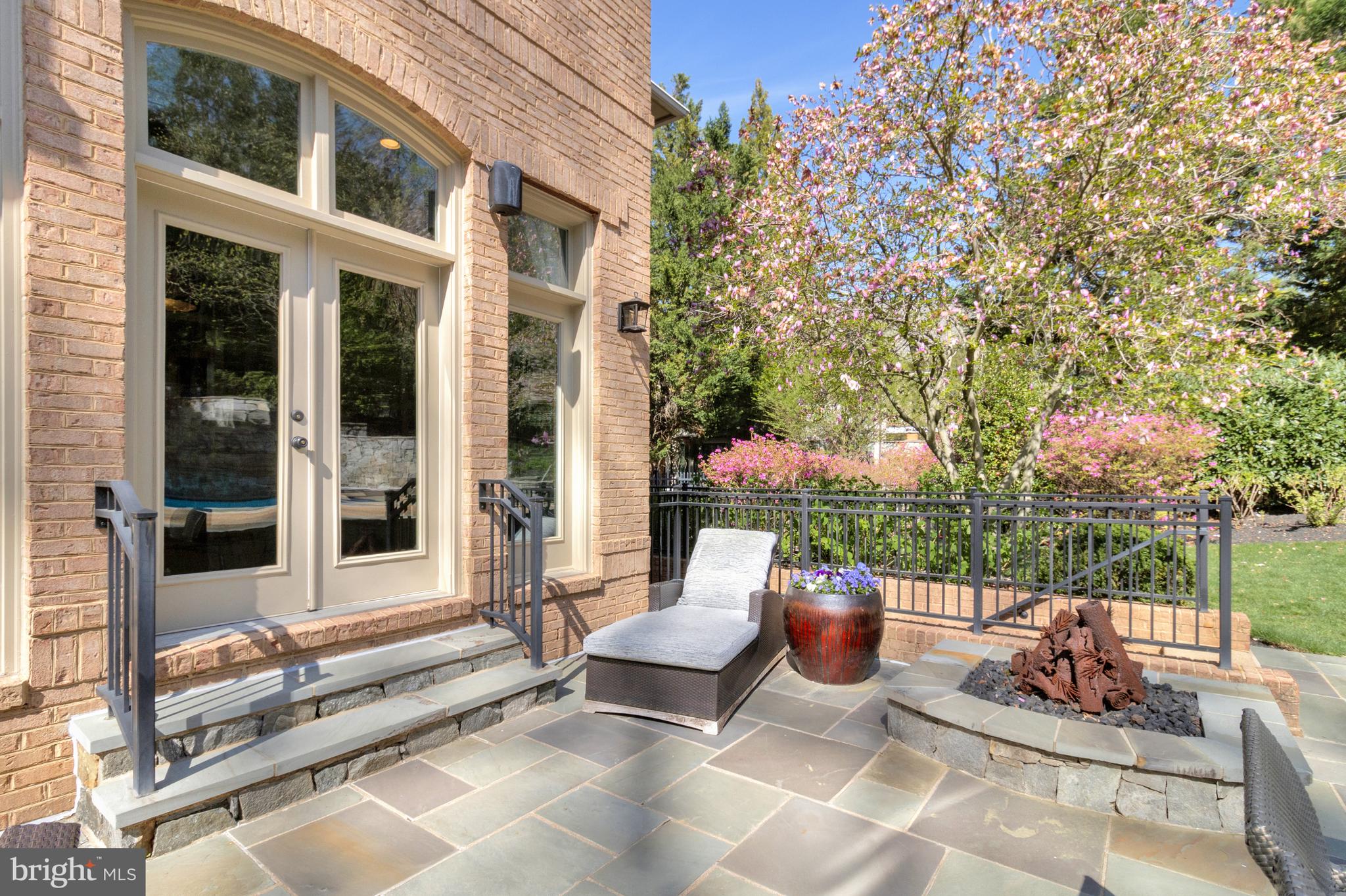 THE RESERVE - Residential