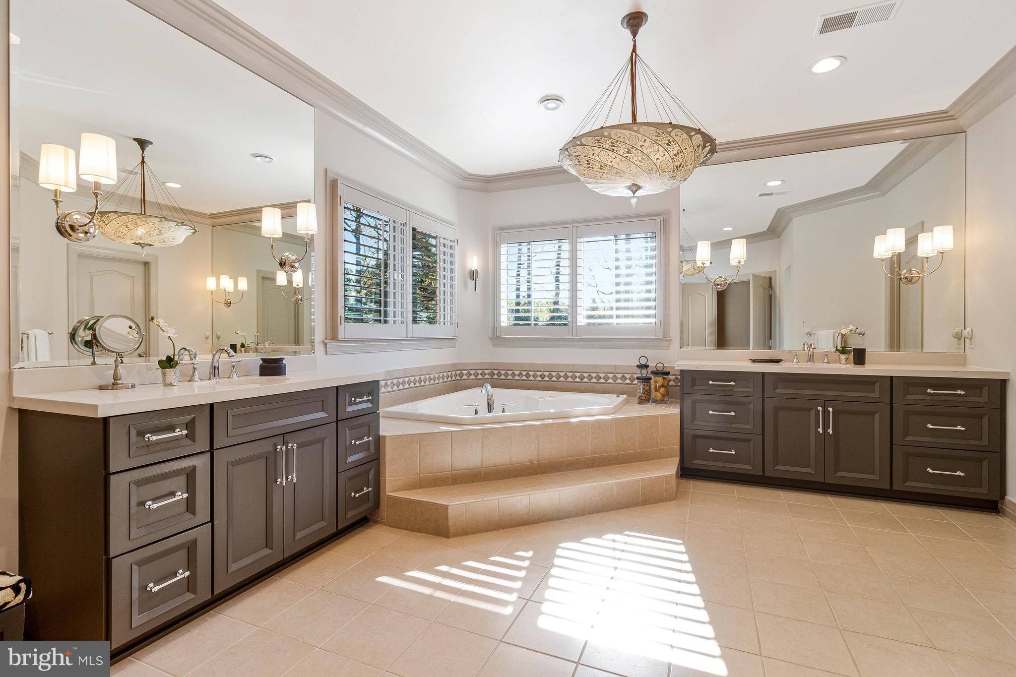 THE RESERVE - Residential