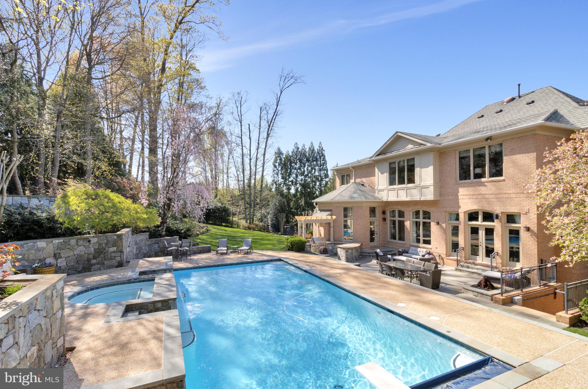 THE RESERVE - Residential