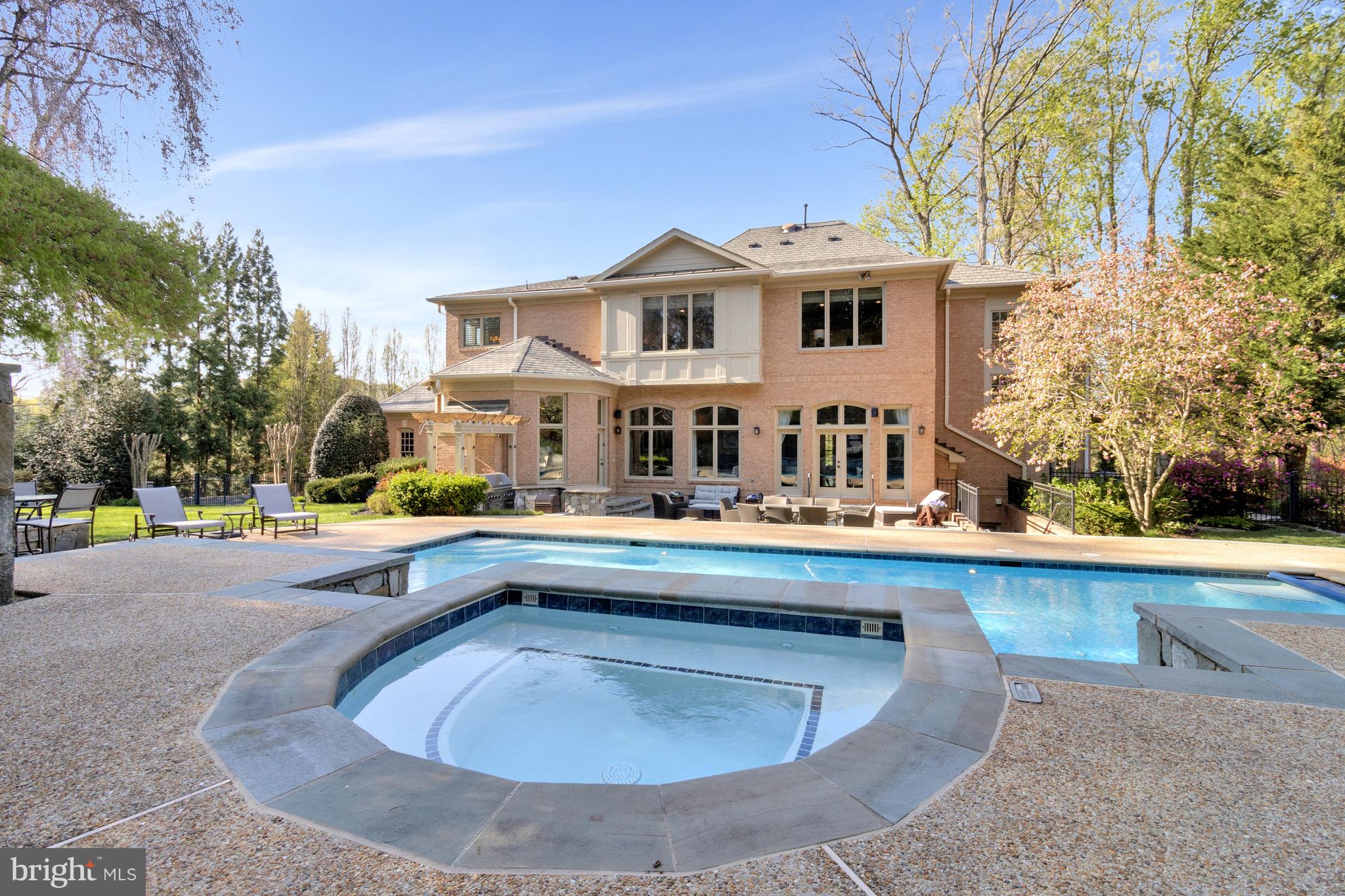 THE RESERVE - Residential