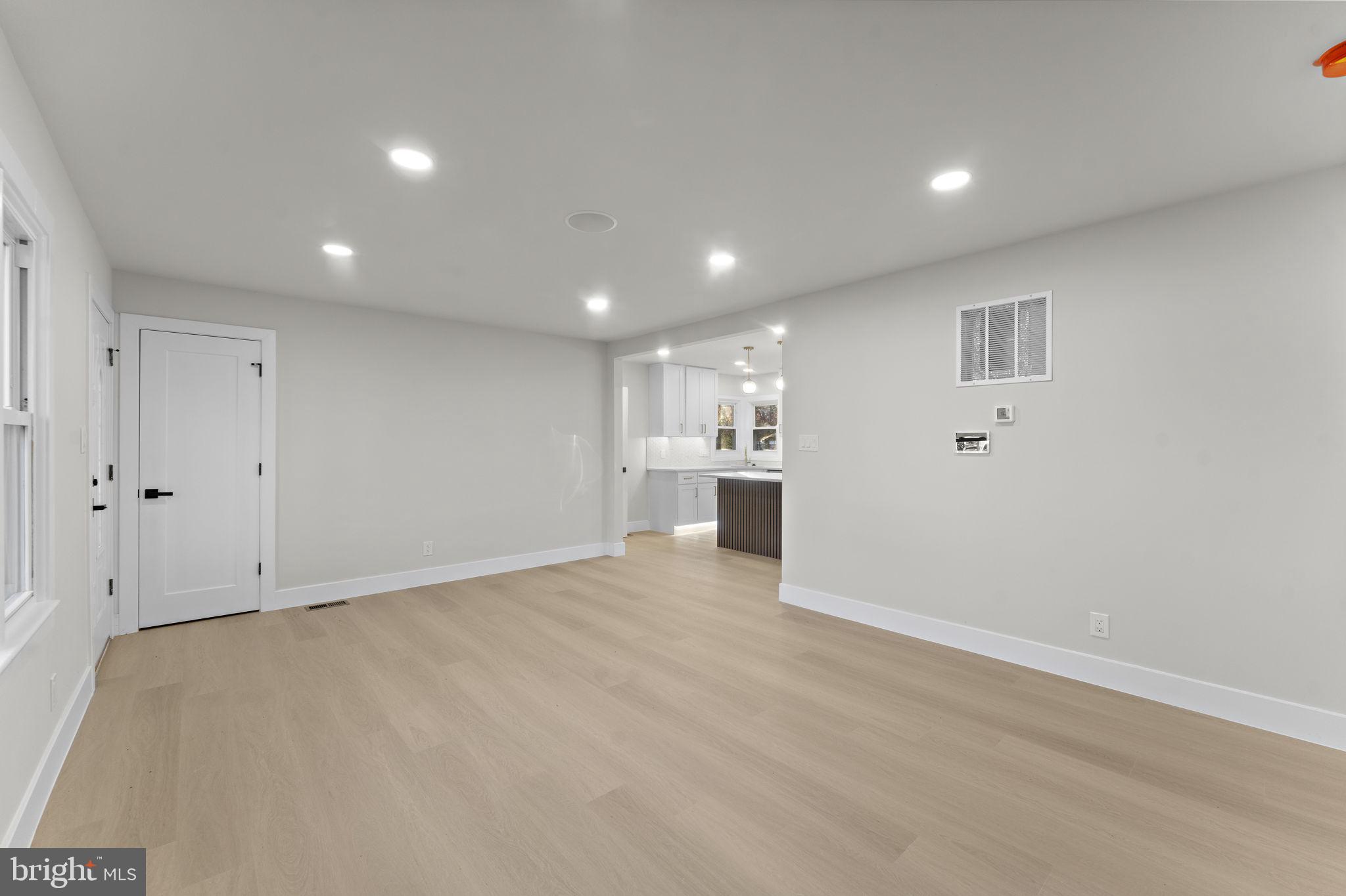 SHERMAN PARK - Residential