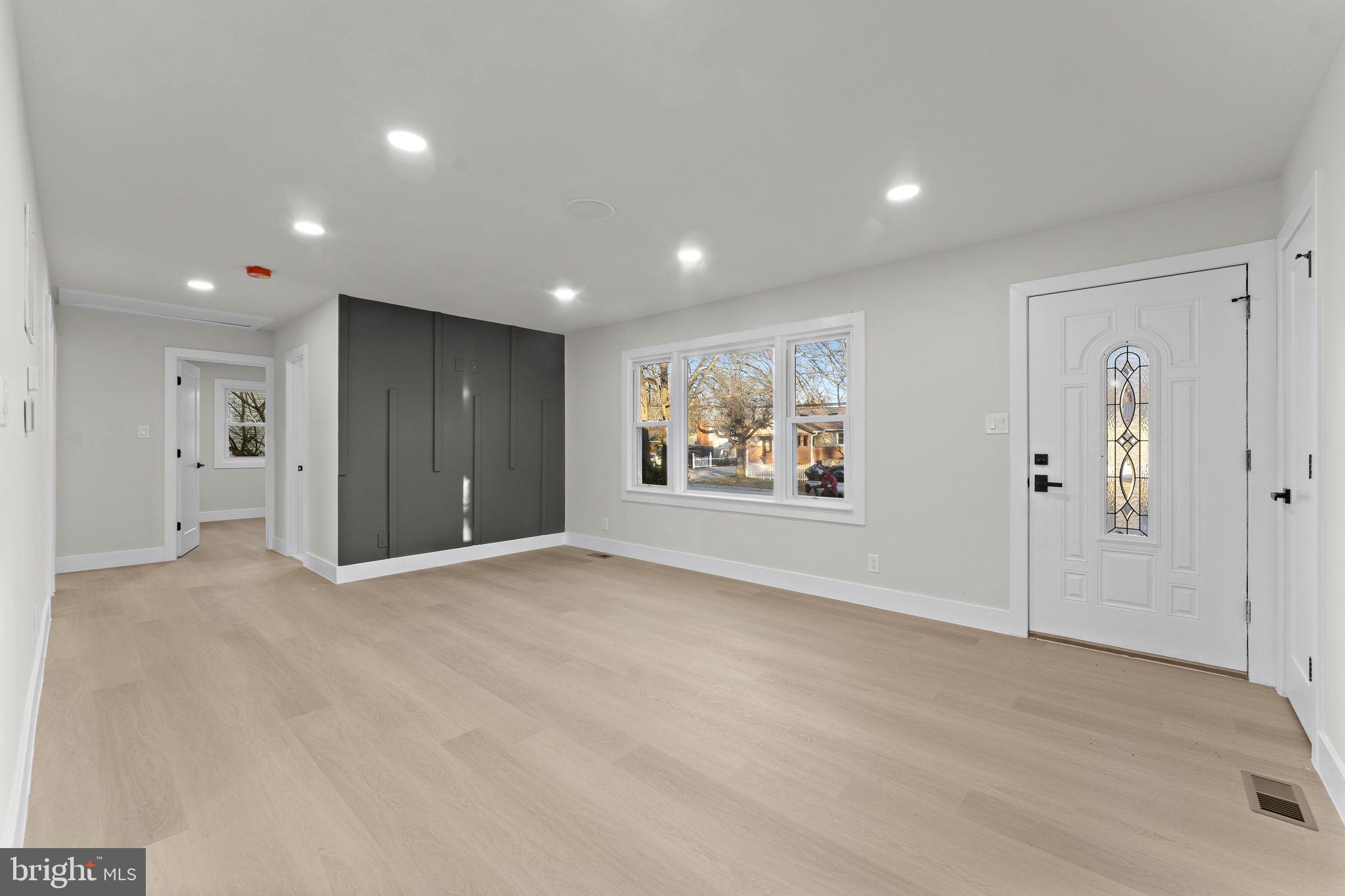 SHERMAN PARK - Residential