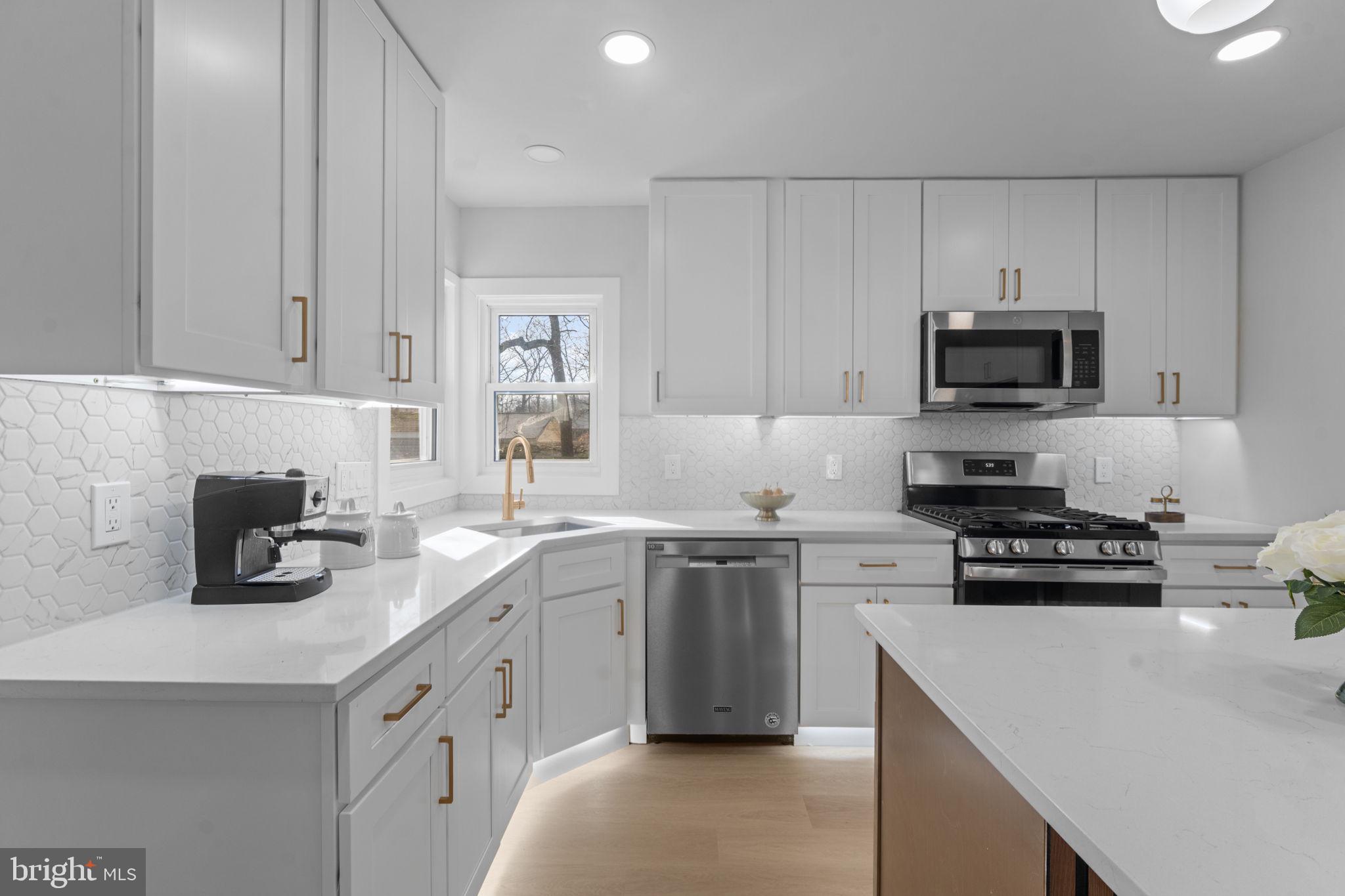 SHERMAN PARK - Residential