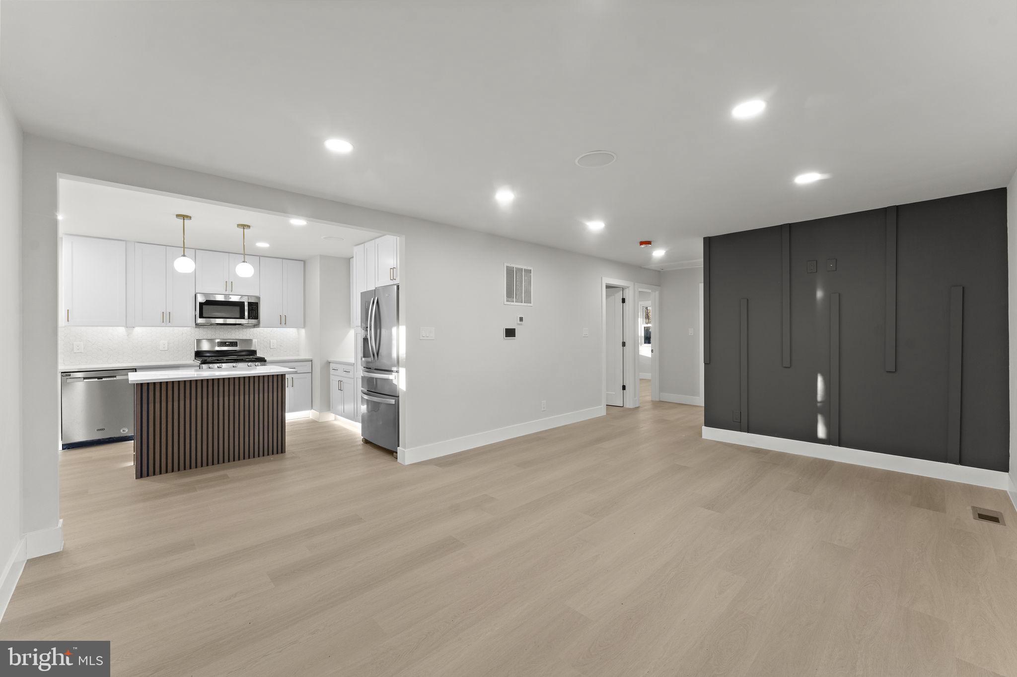 SHERMAN PARK - Residential