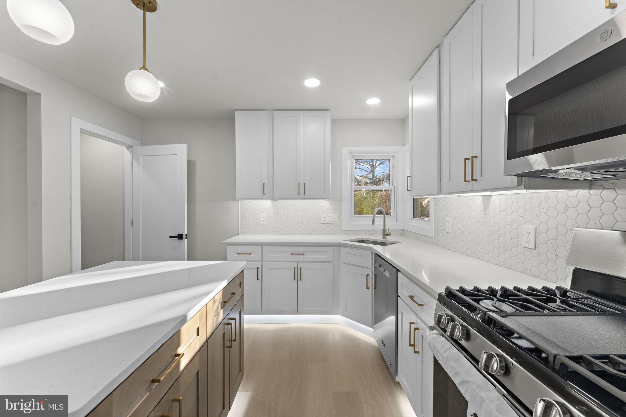 SHERMAN PARK - Residential