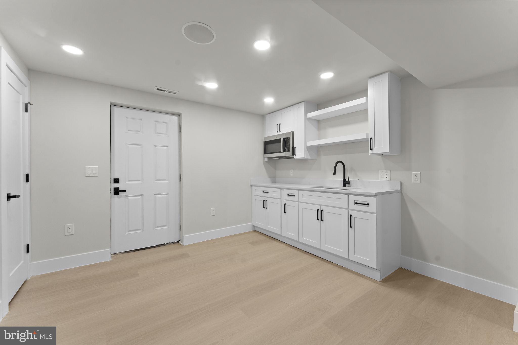 SHERMAN PARK - Residential