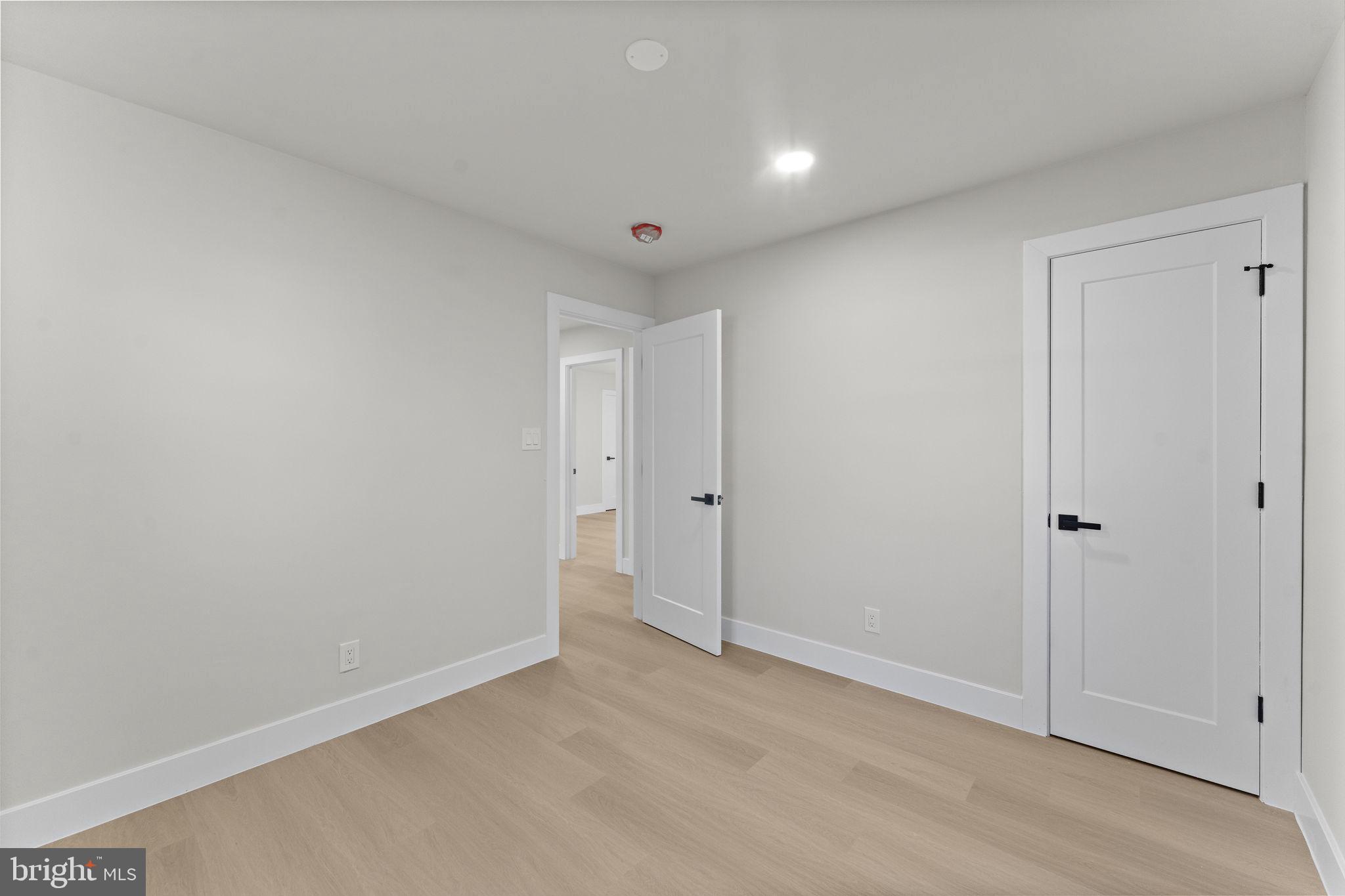 SHERMAN PARK - Residential