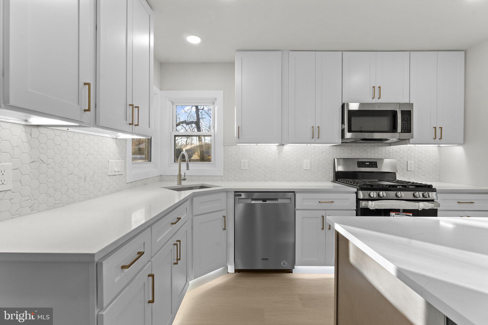 SHERMAN PARK - Residential