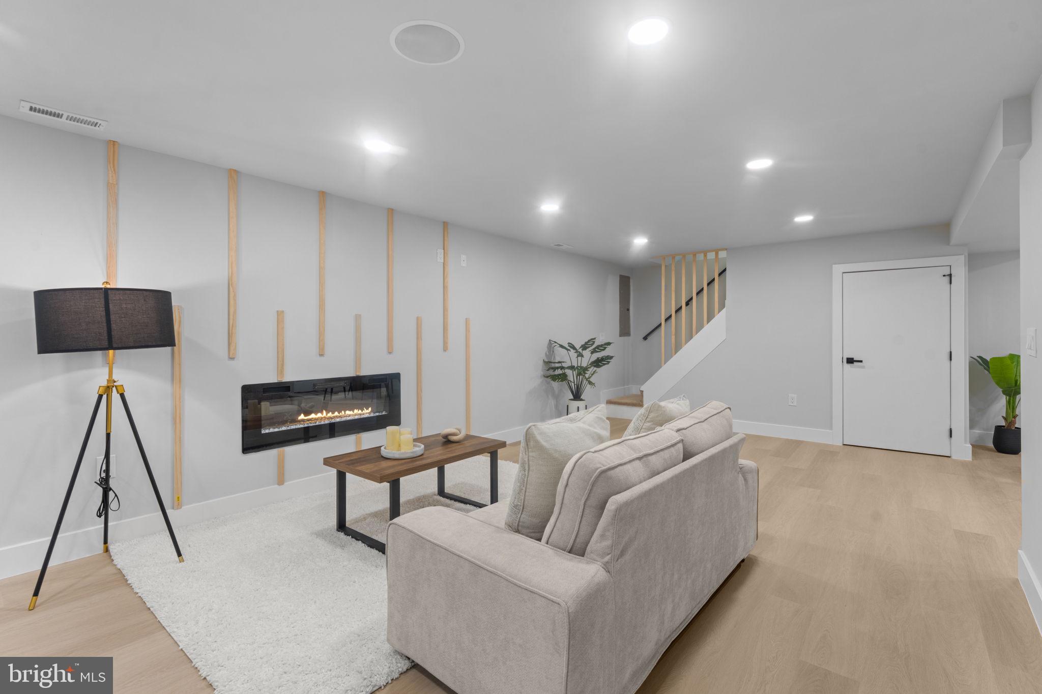 SHERMAN PARK - Residential