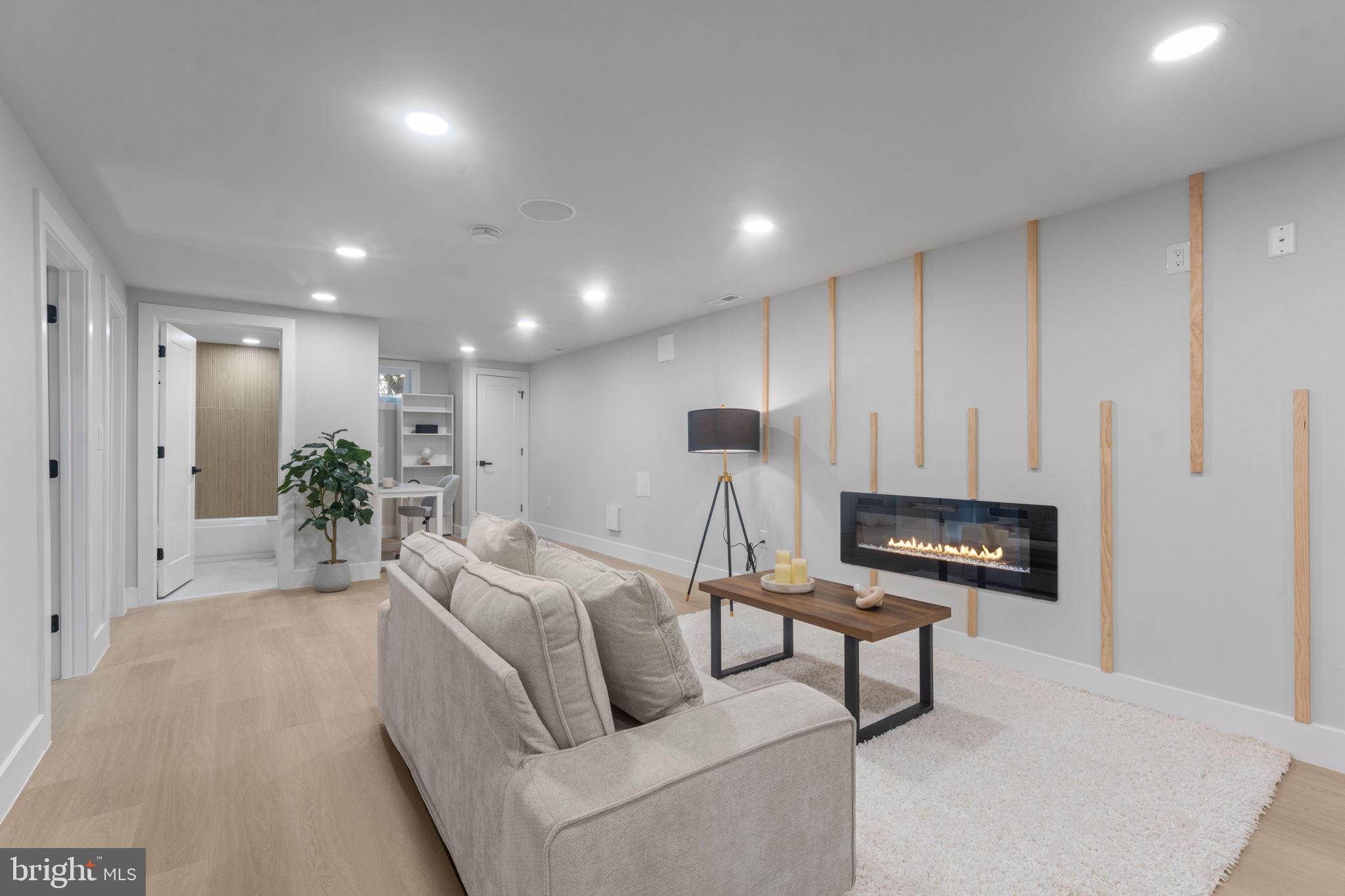 SHERMAN PARK - Residential