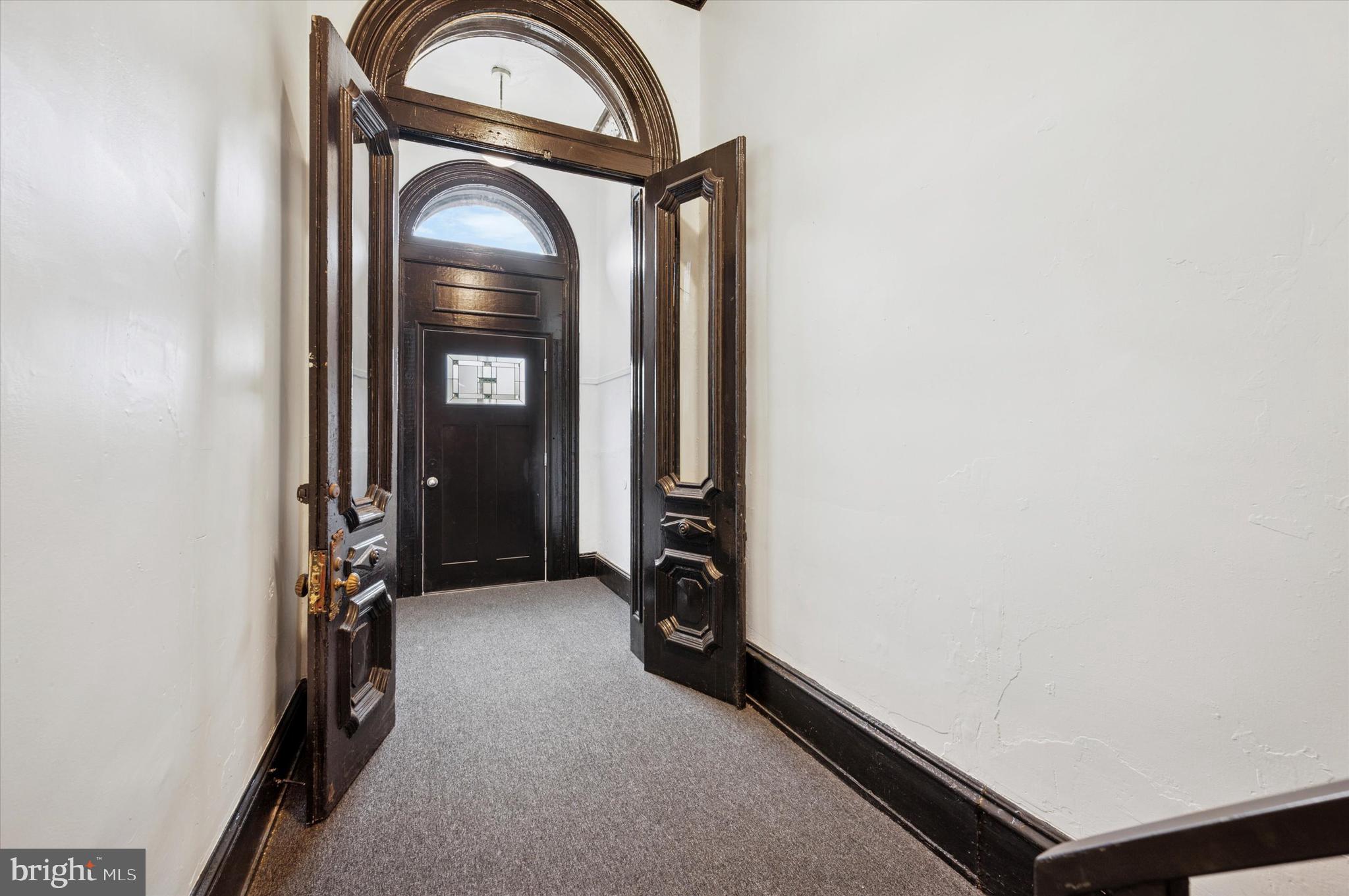 FAIRMOUNT - Residential Lease