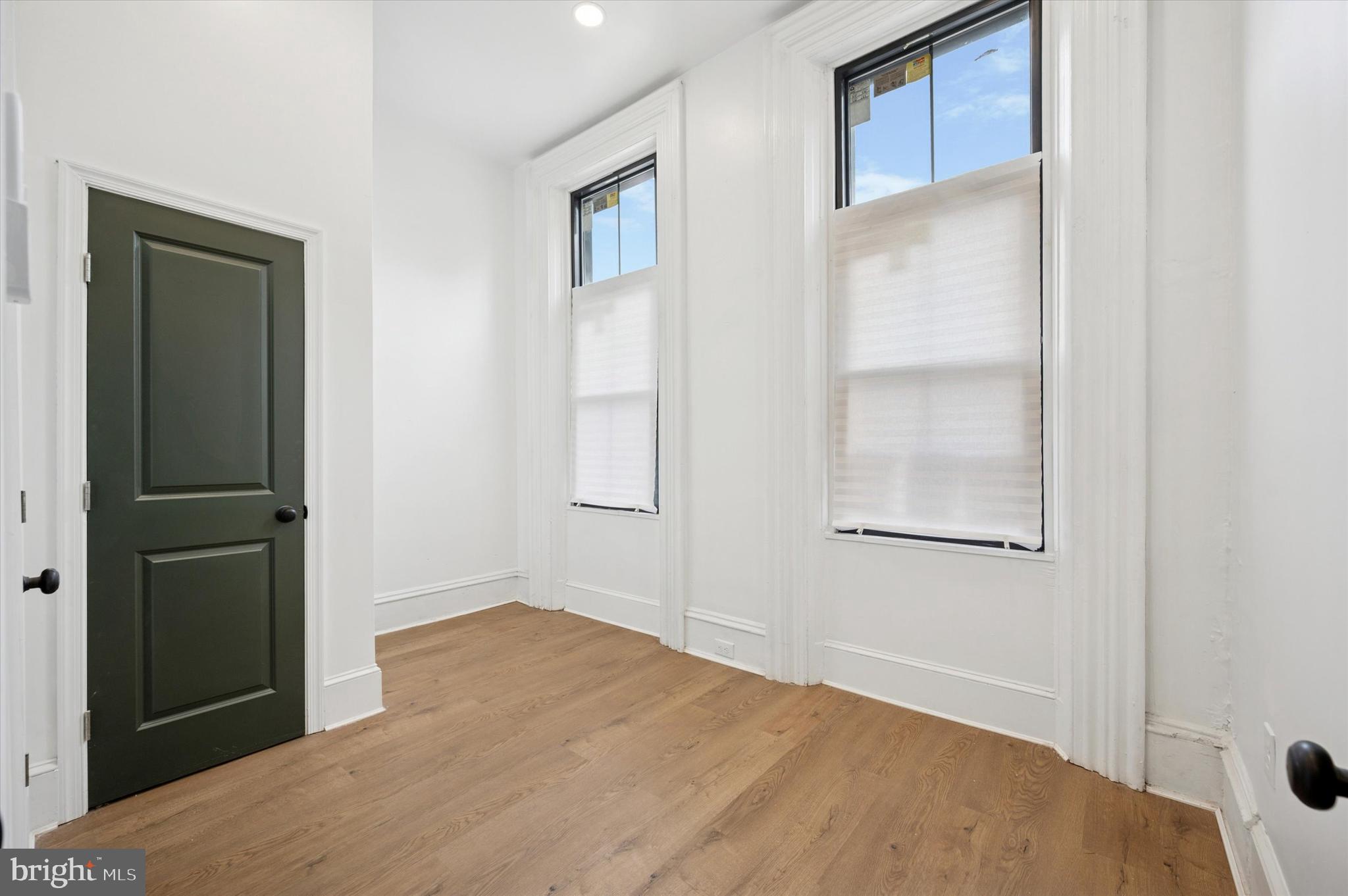 FAIRMOUNT - Residential Lease