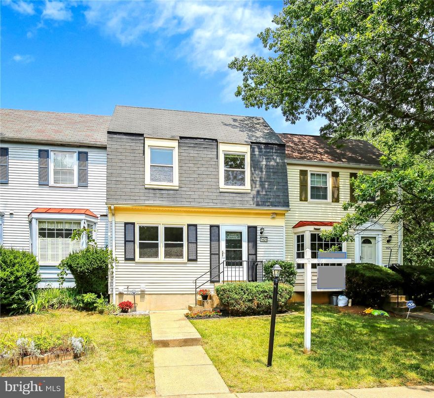 Updated move-in READY home in convenient Amberleigh neighborhood. Freshly painted throughout with new carpeting on stairs, upper and lower level. Spacious kitchen with 42" cabinets, quartz countertops,  new undermount sink and space for an eat in kitchen table. Main level also features a separate dining room and living room with durable Pergo floors and lots of natural light.  Upstairs is the primary bedroom with 2 sizable closets and windows facing the backyard and common area. Two additional bedrooms and a full bath on the upper level perfect for office, kids or guest. The lower level has a huge recreation room with a fireplace, another bathroom and a storage and laundry room with plenty of convenient shelving. Walkout to the fenced and private back with a patio.  Ample parking and more common area in the front on home. Wonderful community with 3 tot lots, dog park, basketball  courts and tennis courts for residents to enjoy. Low monthly HOA fees.  Easy .4  mile path to Franconia Springfield Metro.  Wegmans and Kingstowne amenities within a couple miles.  Virginia Railway Express (VRE) , Fort Belvoir, I95 and 495 a quick commute away.  All copper pipe plumbing (replaced in 2014).  A lovely & peaceful place to call home.