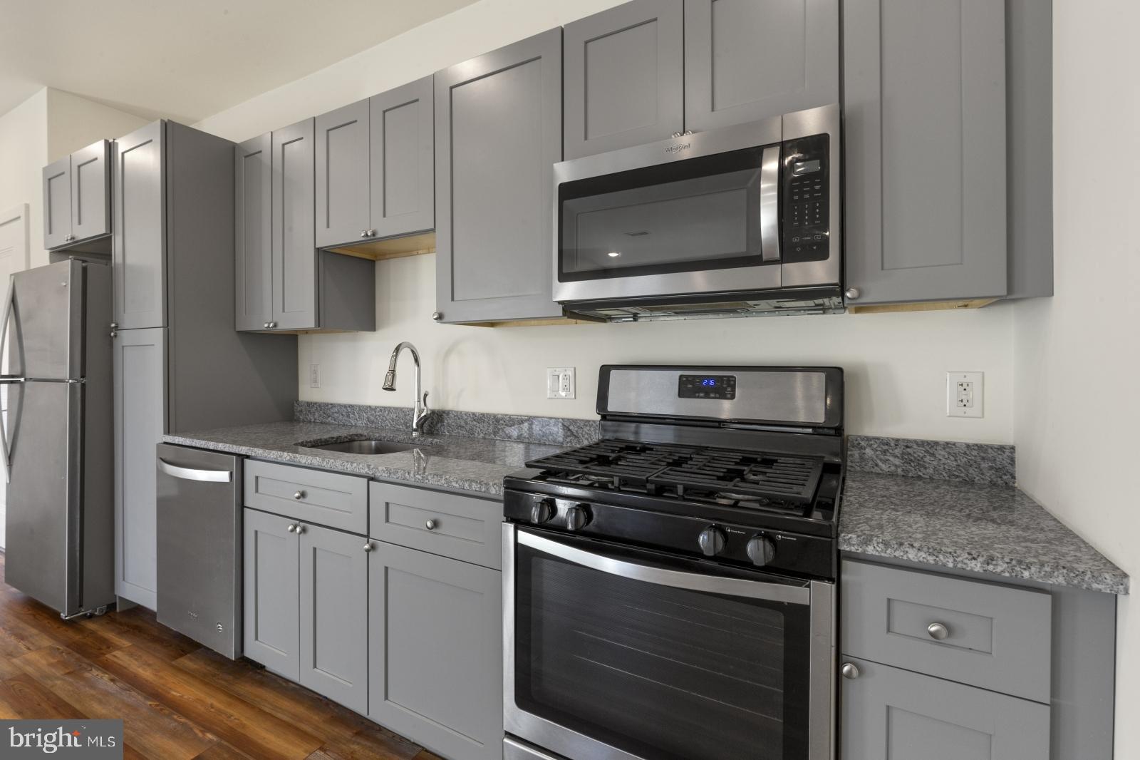 EAST KENSINGTON - Residential Lease