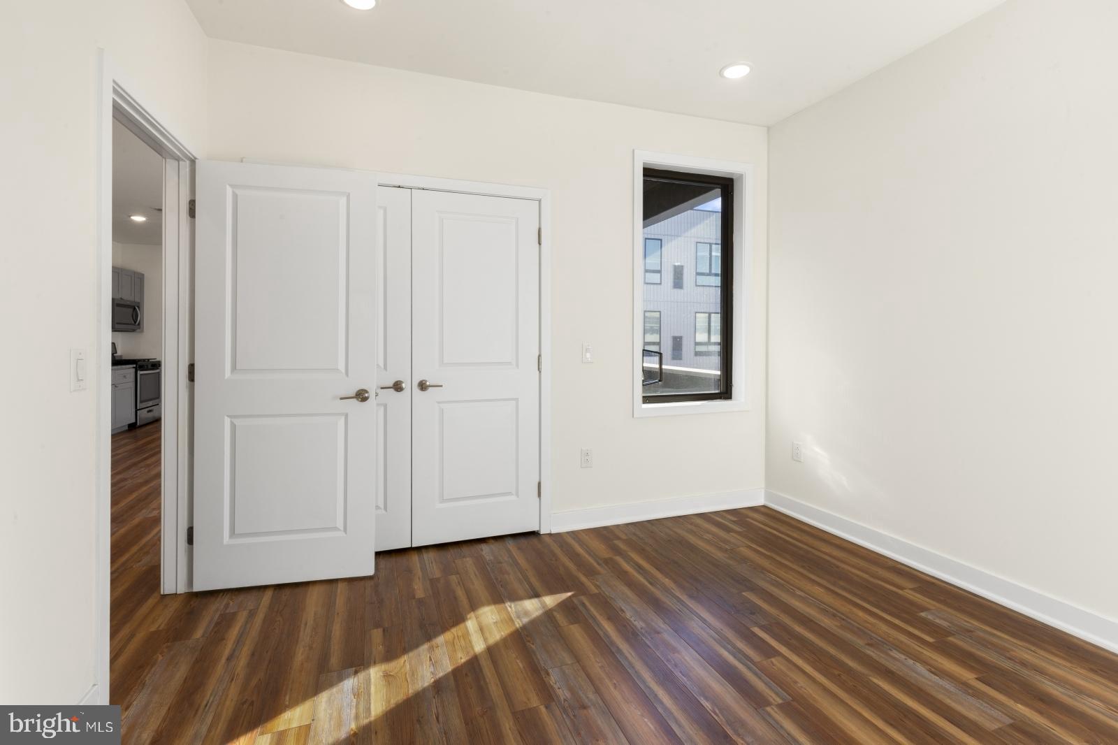 EAST KENSINGTON - Residential Lease