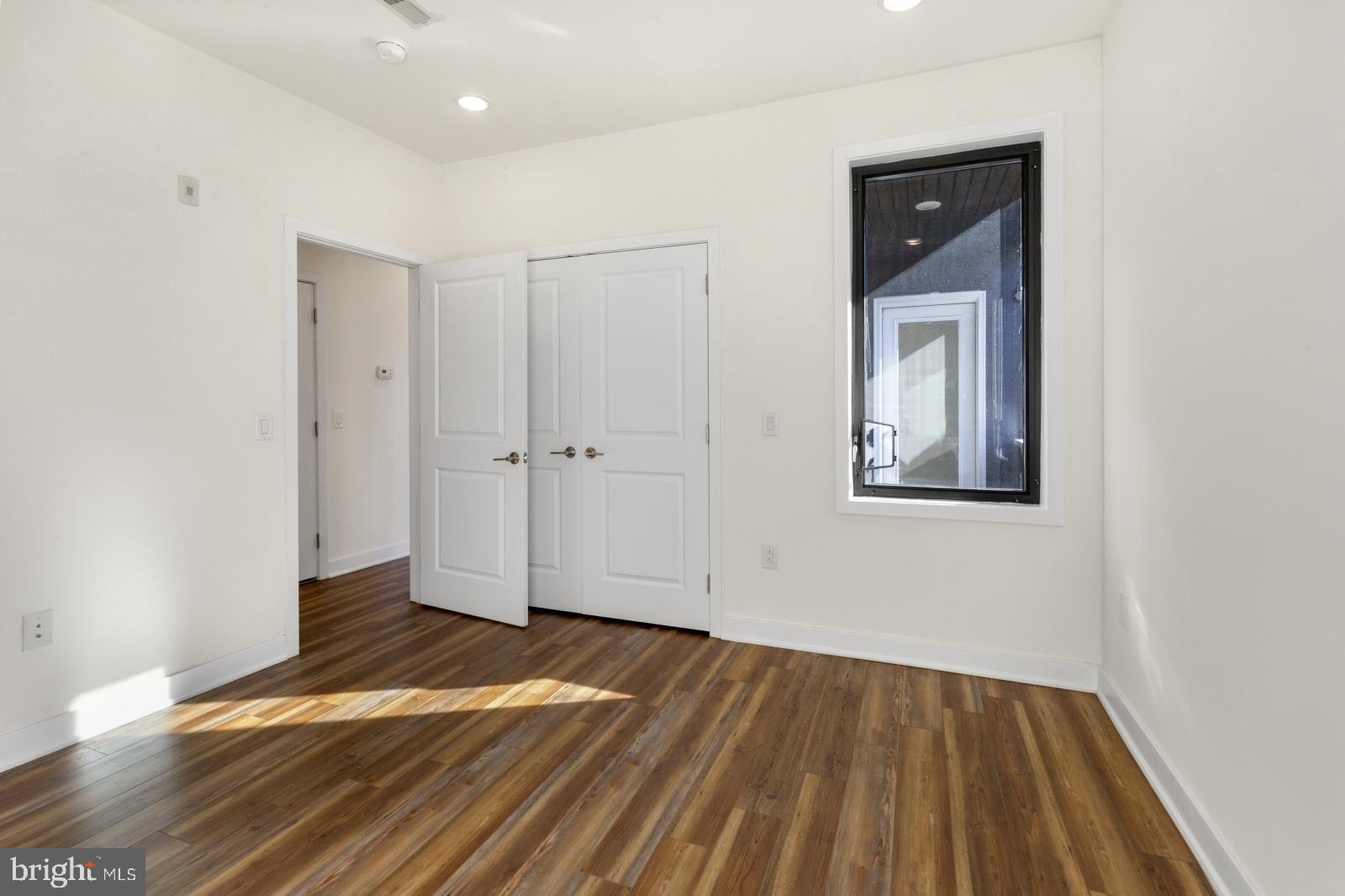 EAST KENSINGTON - Residential Lease