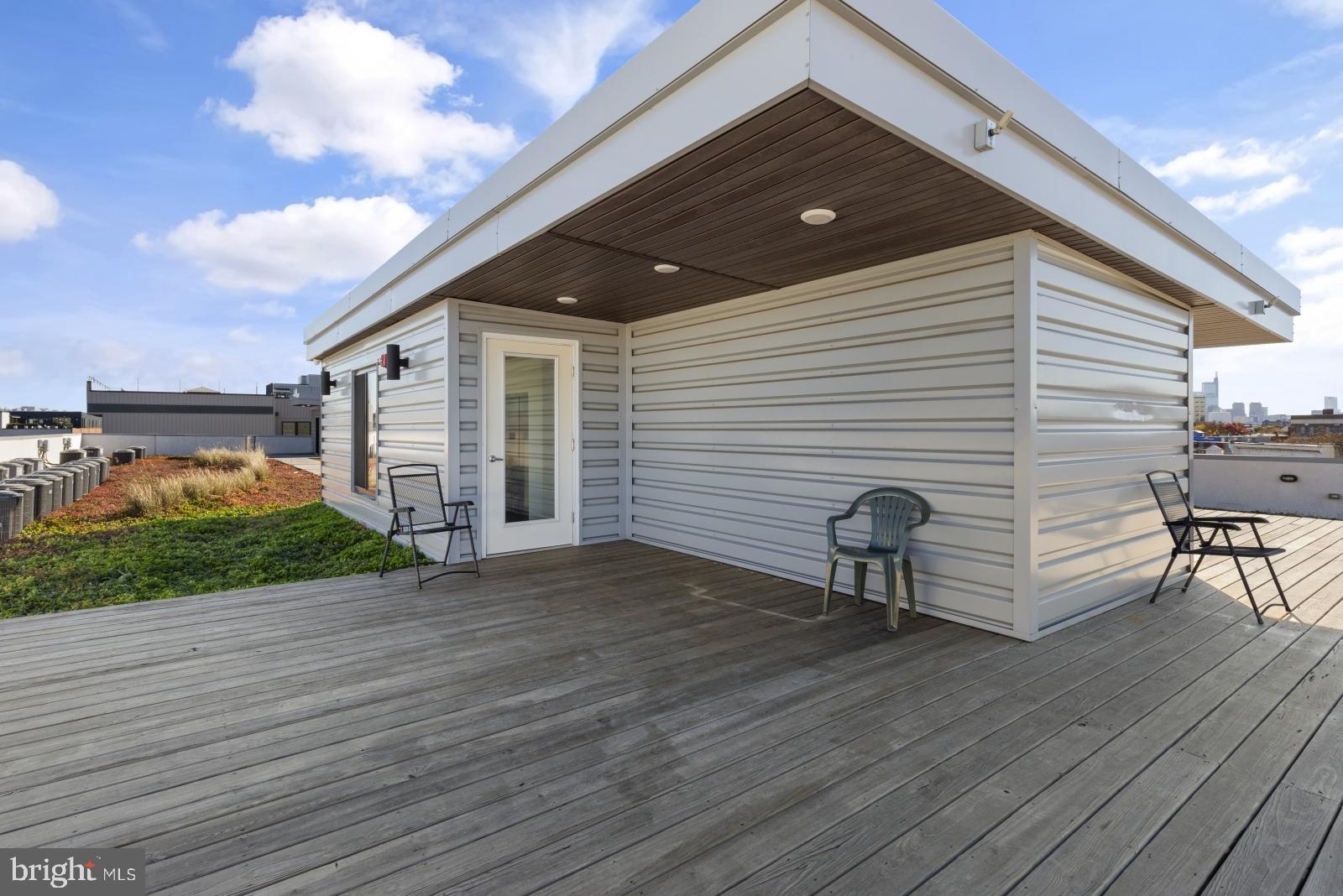 EAST KENSINGTON - Residential Lease