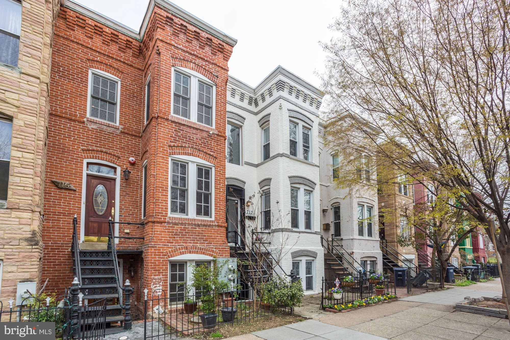 713 6th Street NE, Washington, DC 20002