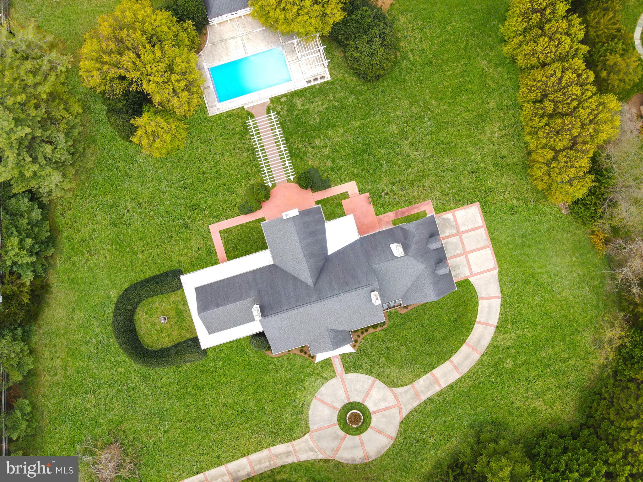10100 NORTON ROAD